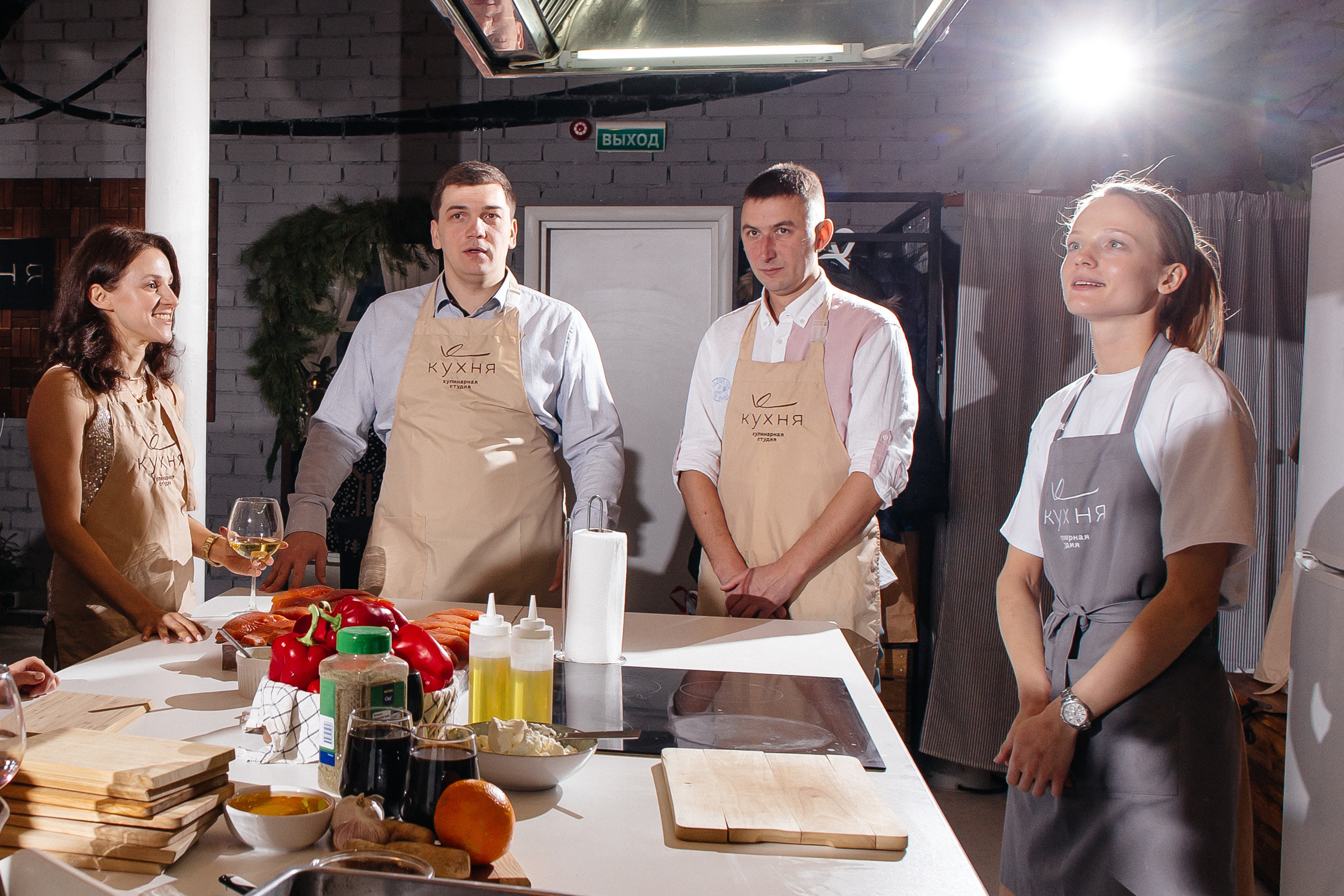 Репортажная съёмка. Свадебный фотограф в Иваново Гитарина Черняева