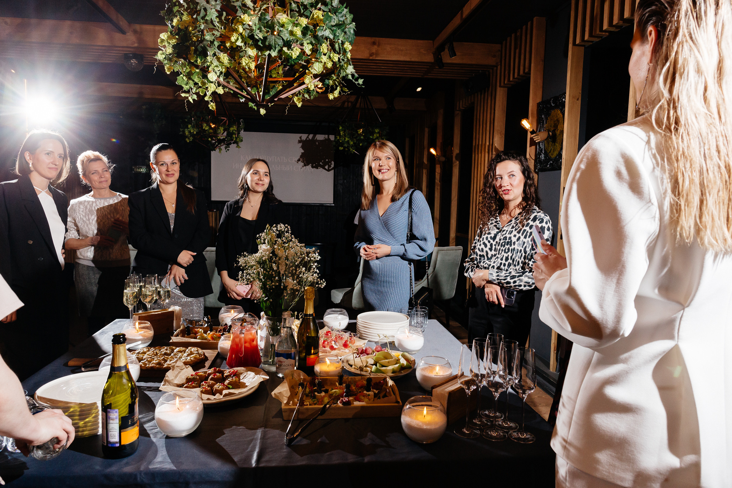 Репортажная съёмка. Свадебный фотограф в Иваново Гитарина Черняева