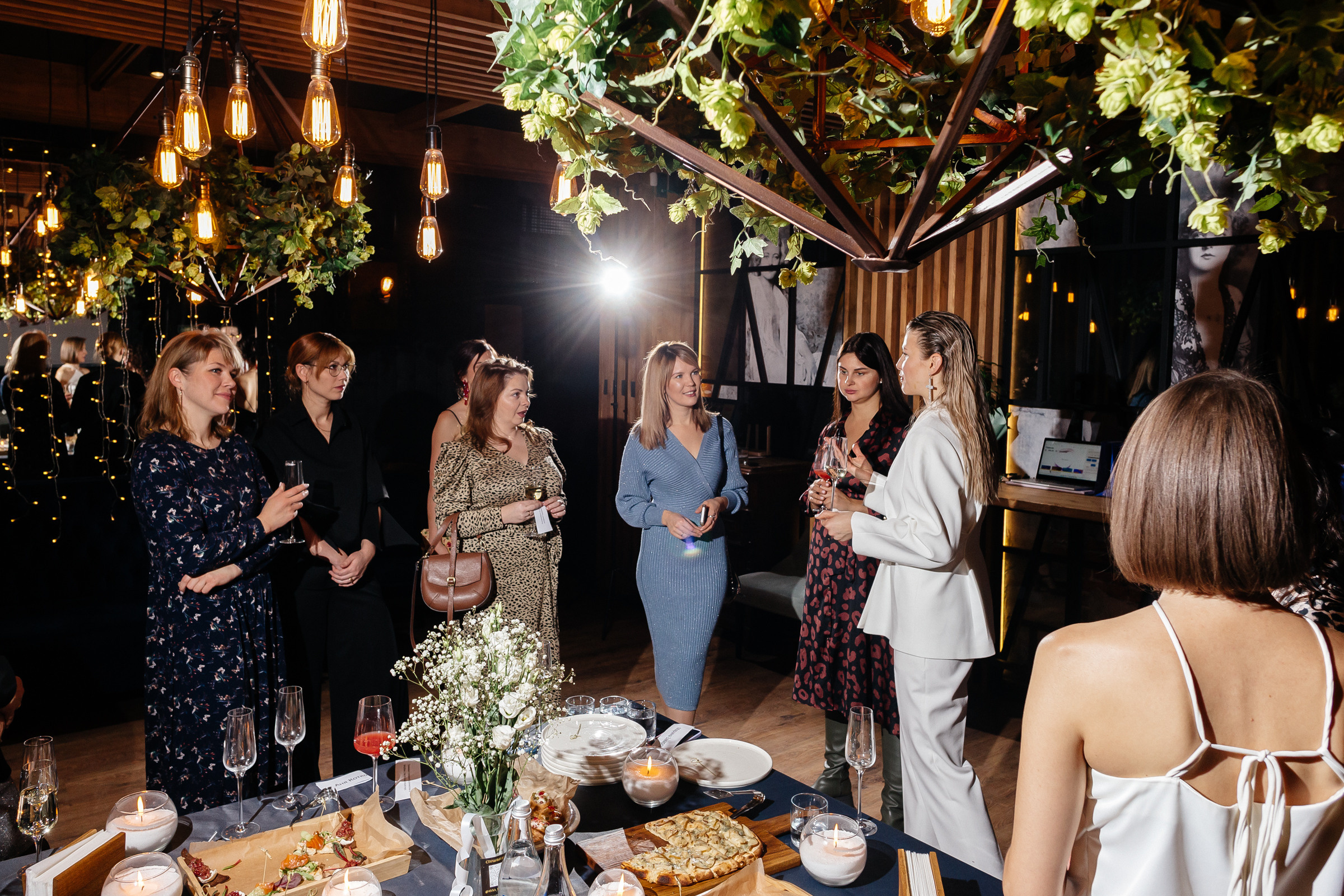 Репортажная съёмка. Свадебный фотограф в Иваново Гитарина Черняева