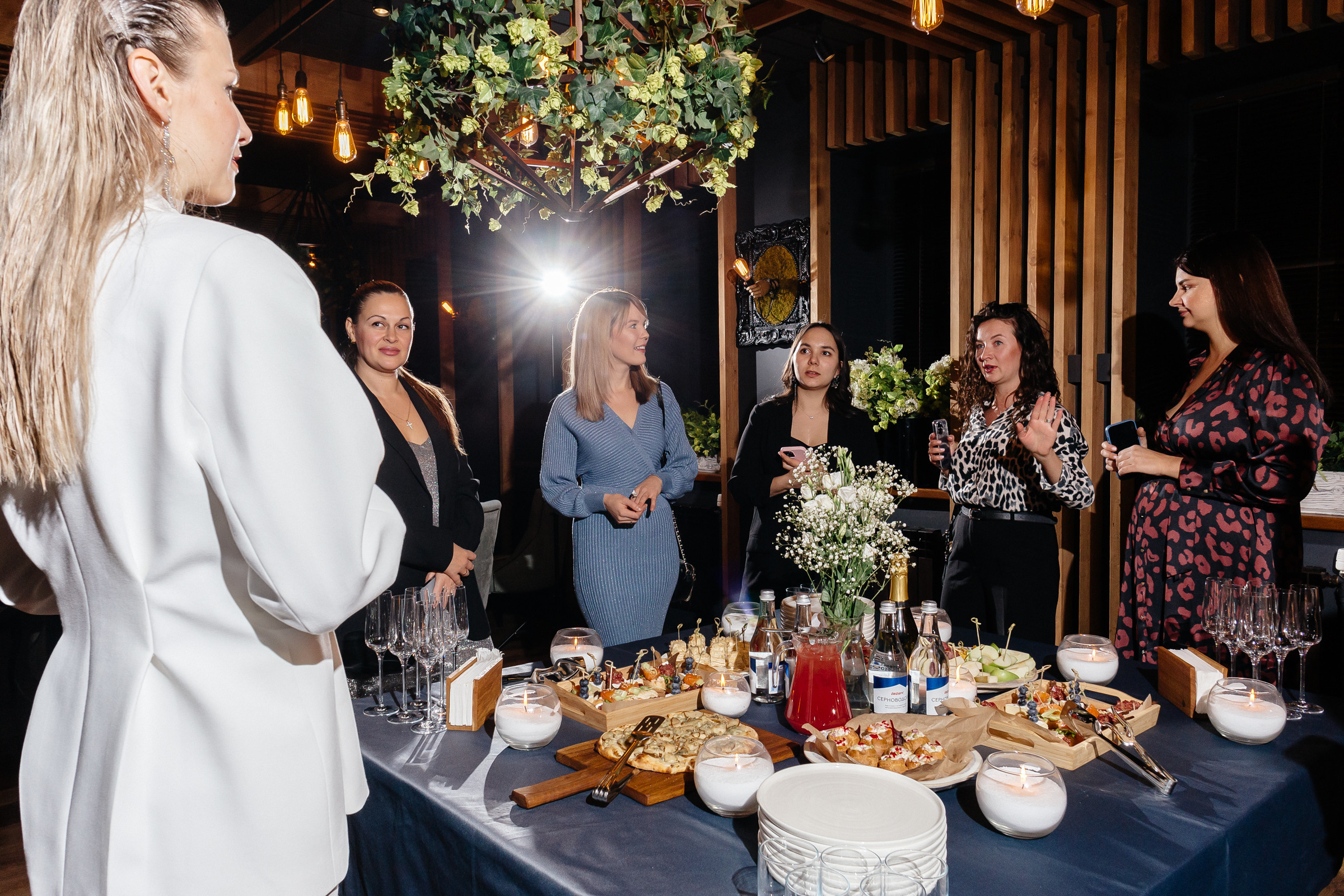 Репортажная съёмка. Свадебный фотограф в Иваново Гитарина Черняева