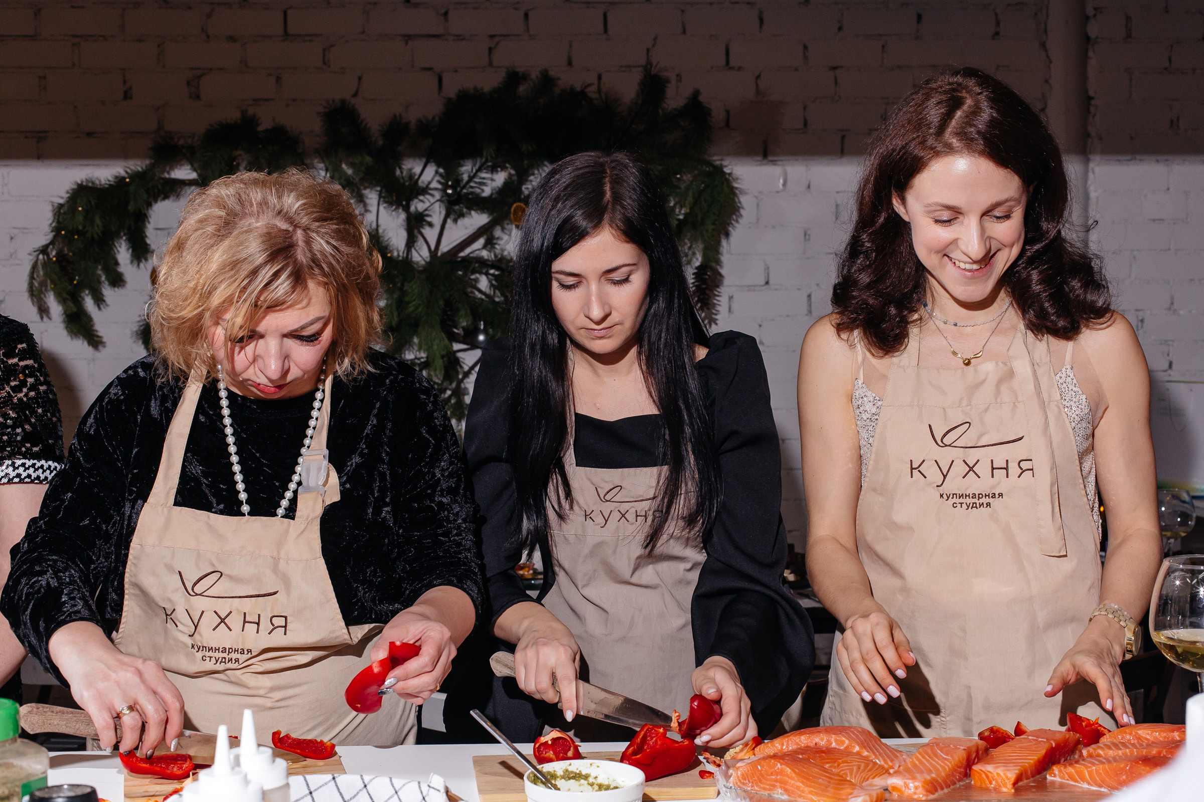 Репортажная съёмка. Свадебный фотограф в Иваново Гитарина Черняева