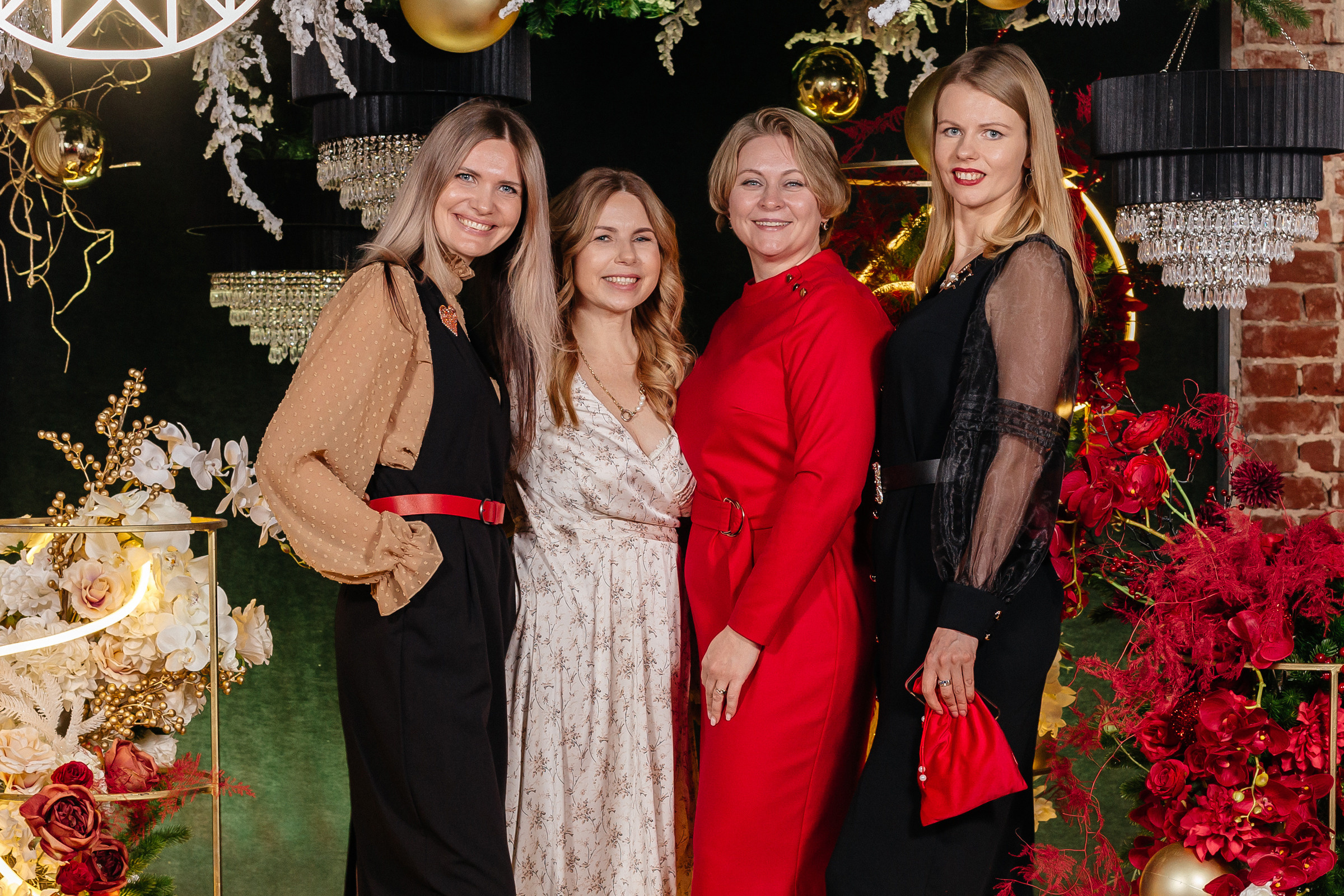 Репортажная съёмка. Свадебный фотограф в Иваново Гитарина Черняева