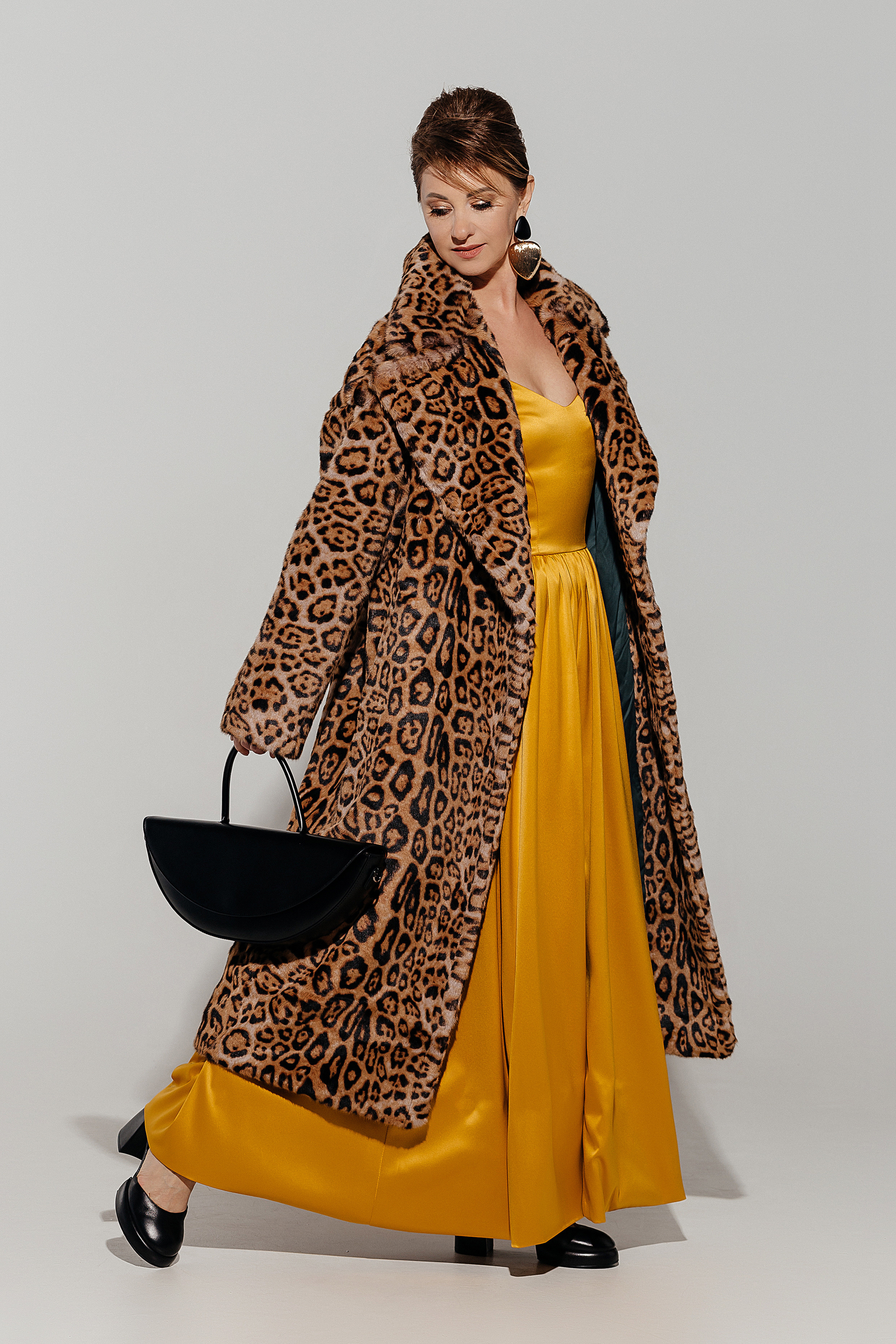 Фотосессия в студии Иваново. Свадебный фотограф в Иваново Гитарина Черняева