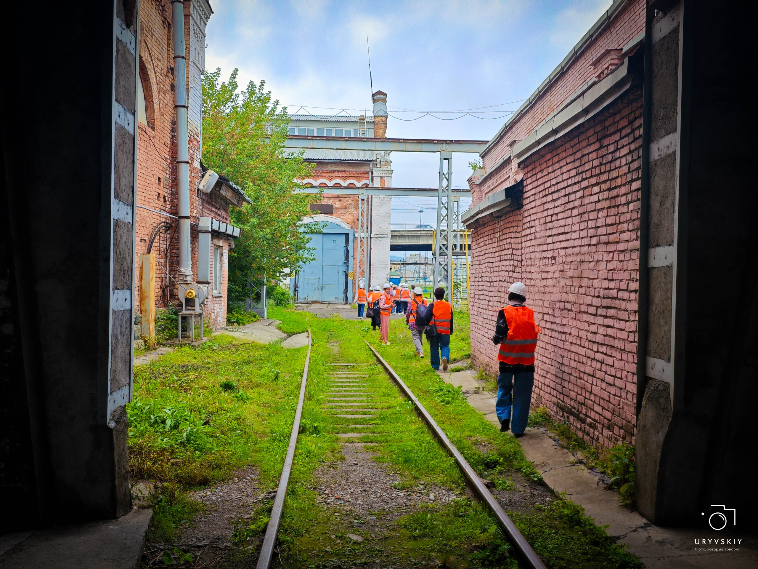 Красноярский электровагоноремонтный завод. Игорь Урывский. Фотограф Красноярск