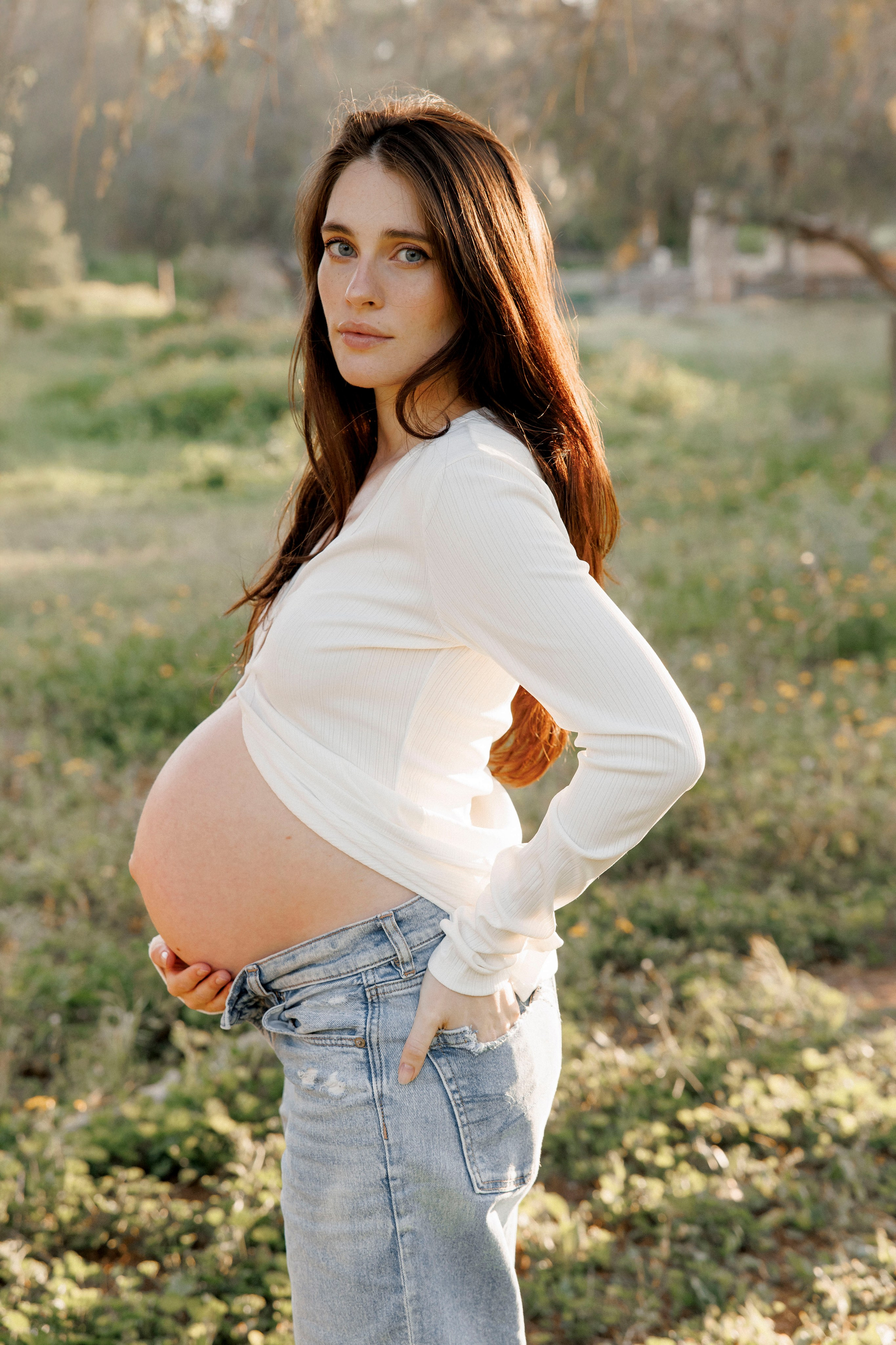 Pregnancy photoshoot (home/park/beach). Главная