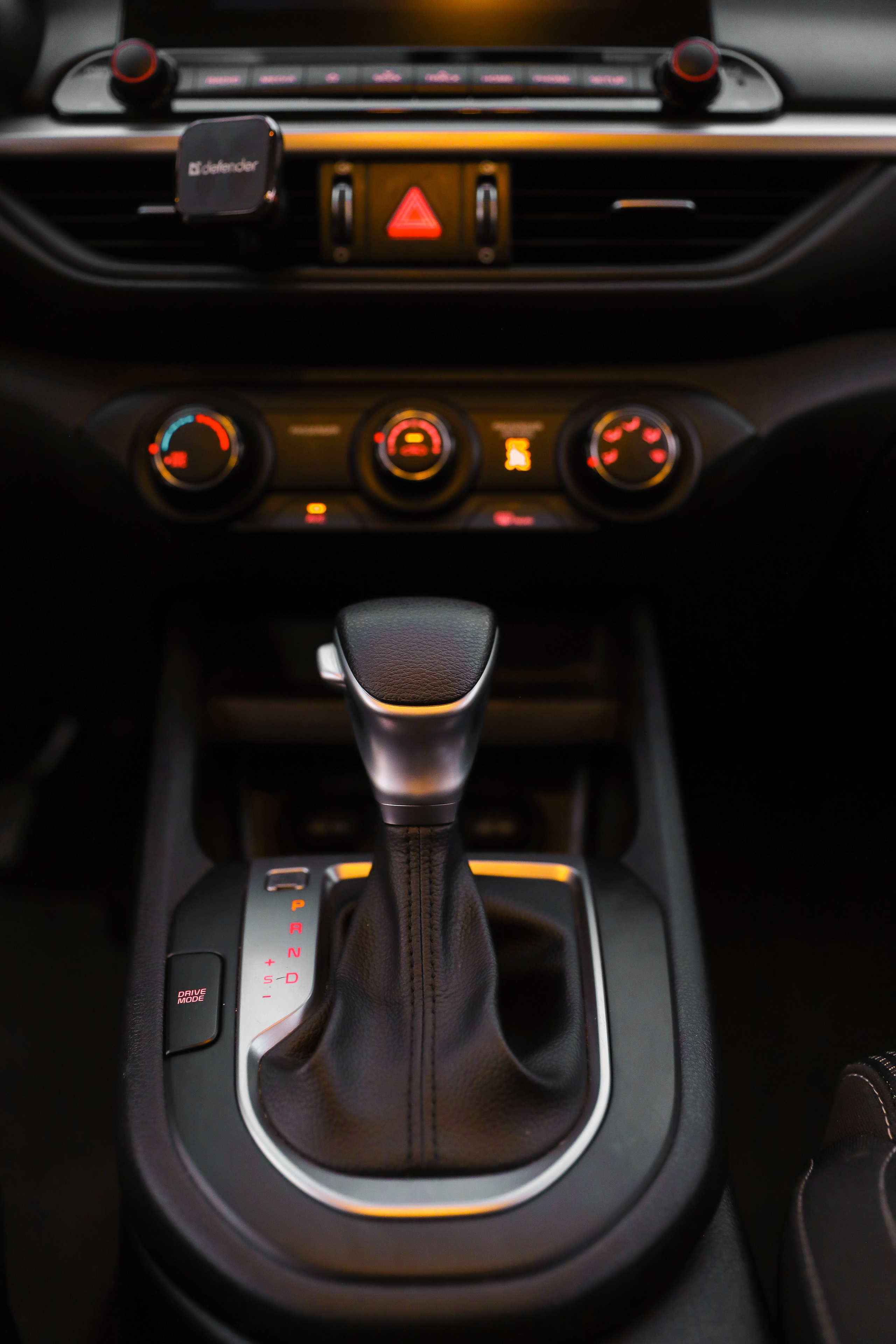 АВТО. Photographer Viktoriya Markushina «My world throug»