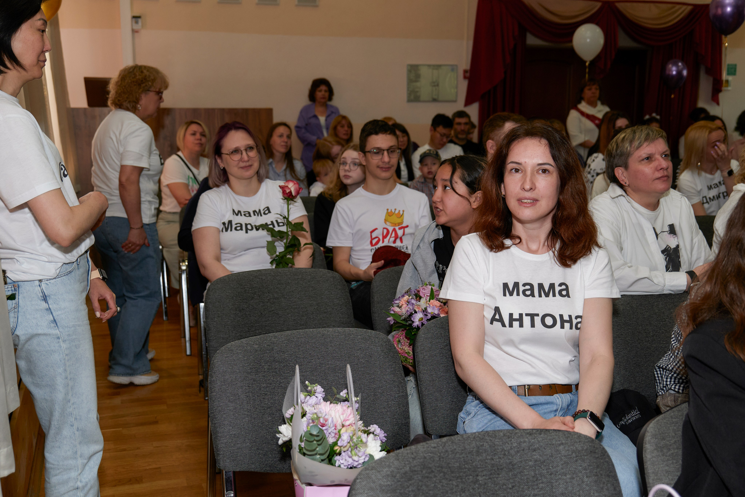 Последний звонок школа 1413. Детский и семейный фотограф г. Москва Оксана Катаджи
