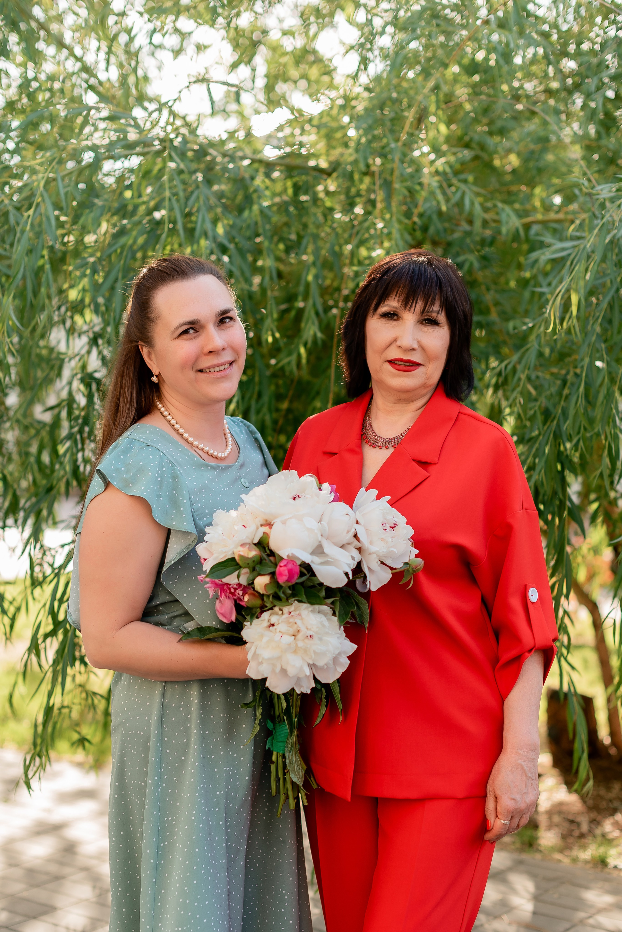 Людмила Ивановна с семьей. Фотограф Татьяна Иванчикова