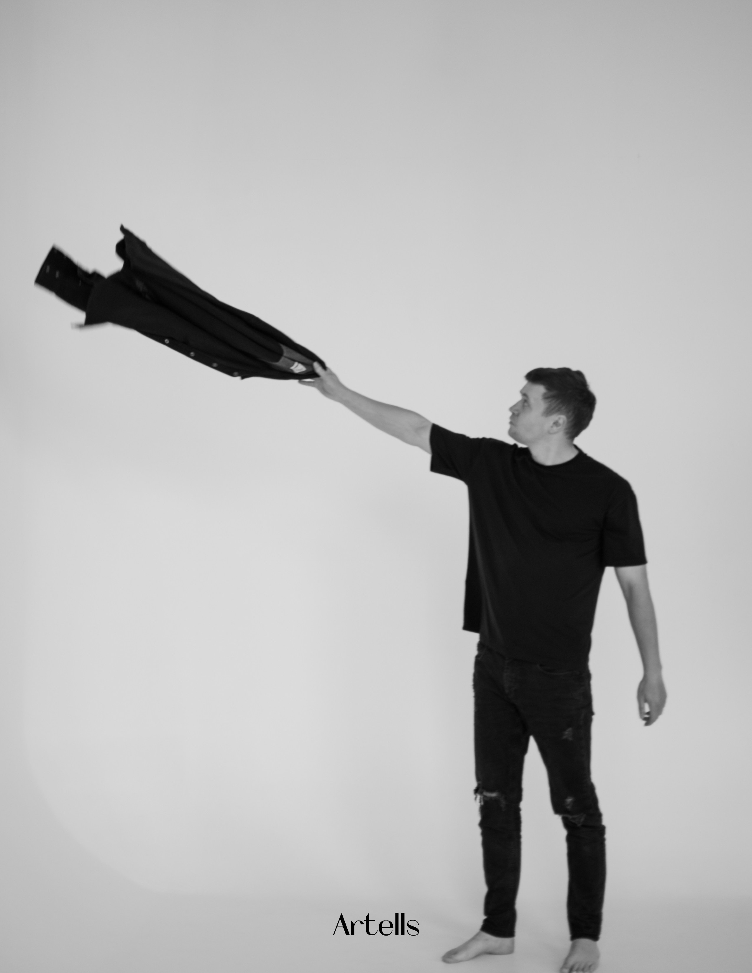 Портрет кинорежиссера Александра Кузовкова, опубликованный в&nbsp;журнале Artells, New York, NY. Фотограф Ульяна Красикова.