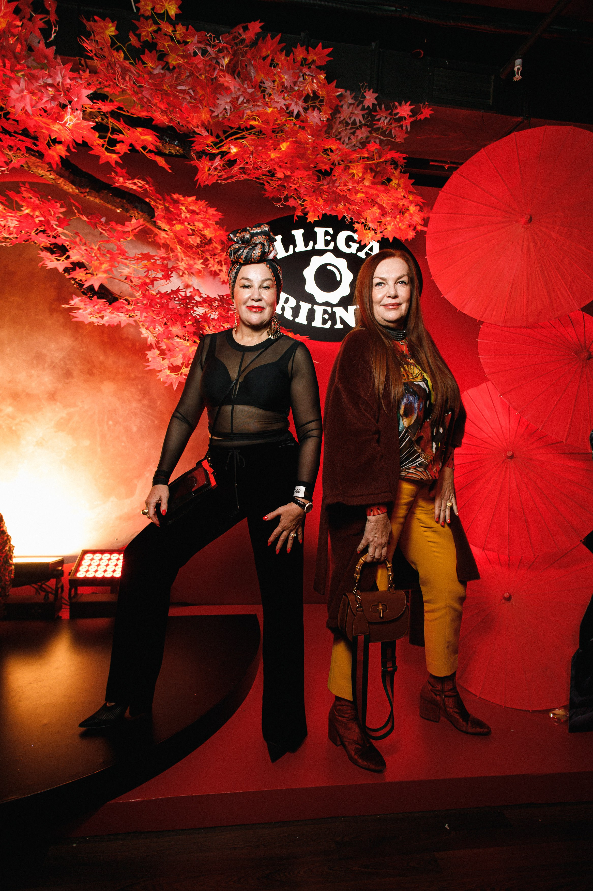 ILLEGAL FRIENDS | ASIA. СВОИ. ФОТООТЧЕТЫ-СОБЫТИЯ-МЕСТА