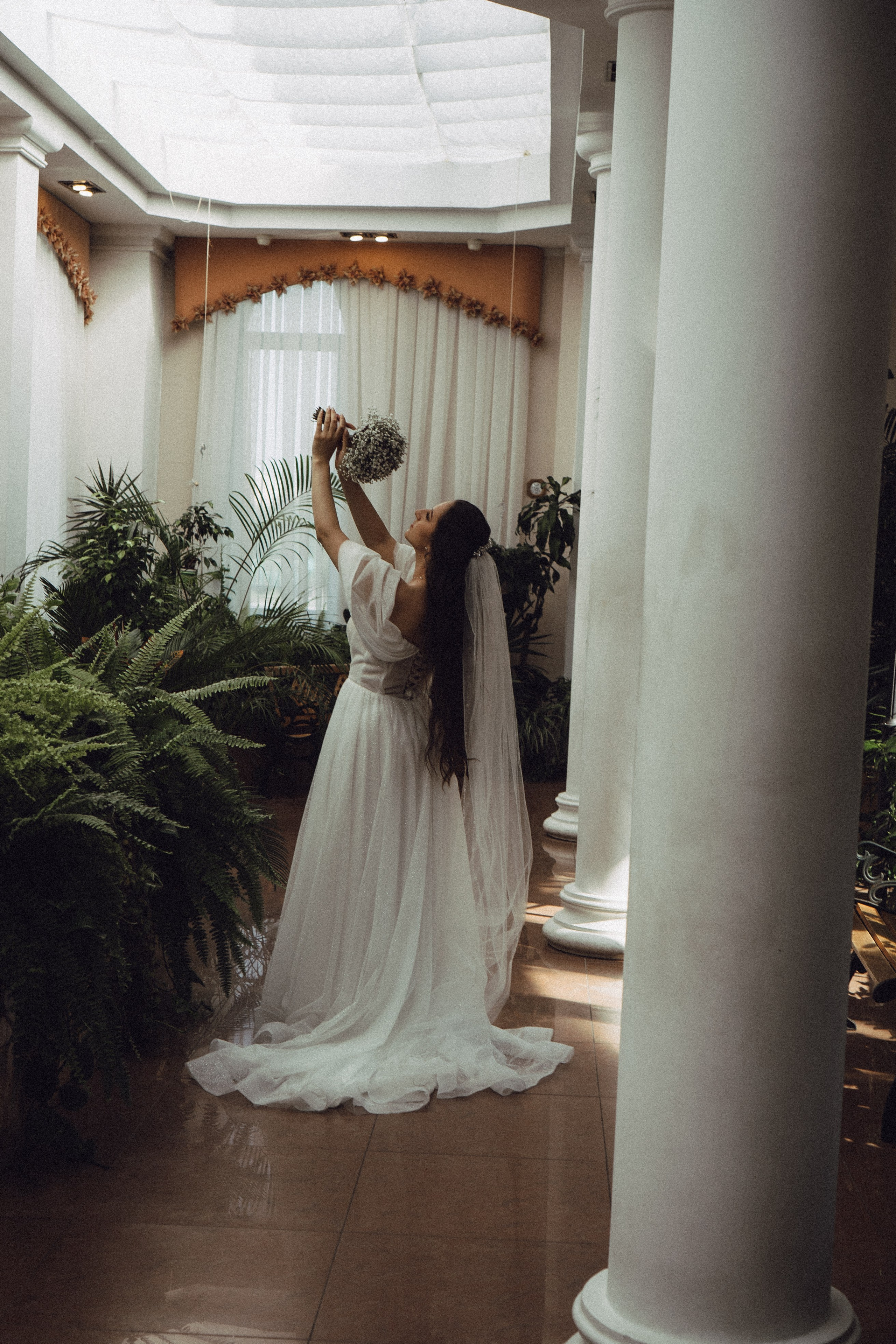 СВАДЕБНАЯ СЬЕМК В ПАРКЕ 300-ЛЕТИЯ. Профессиональный фотограф, Санкт-Петербург — Виктория Богомолова