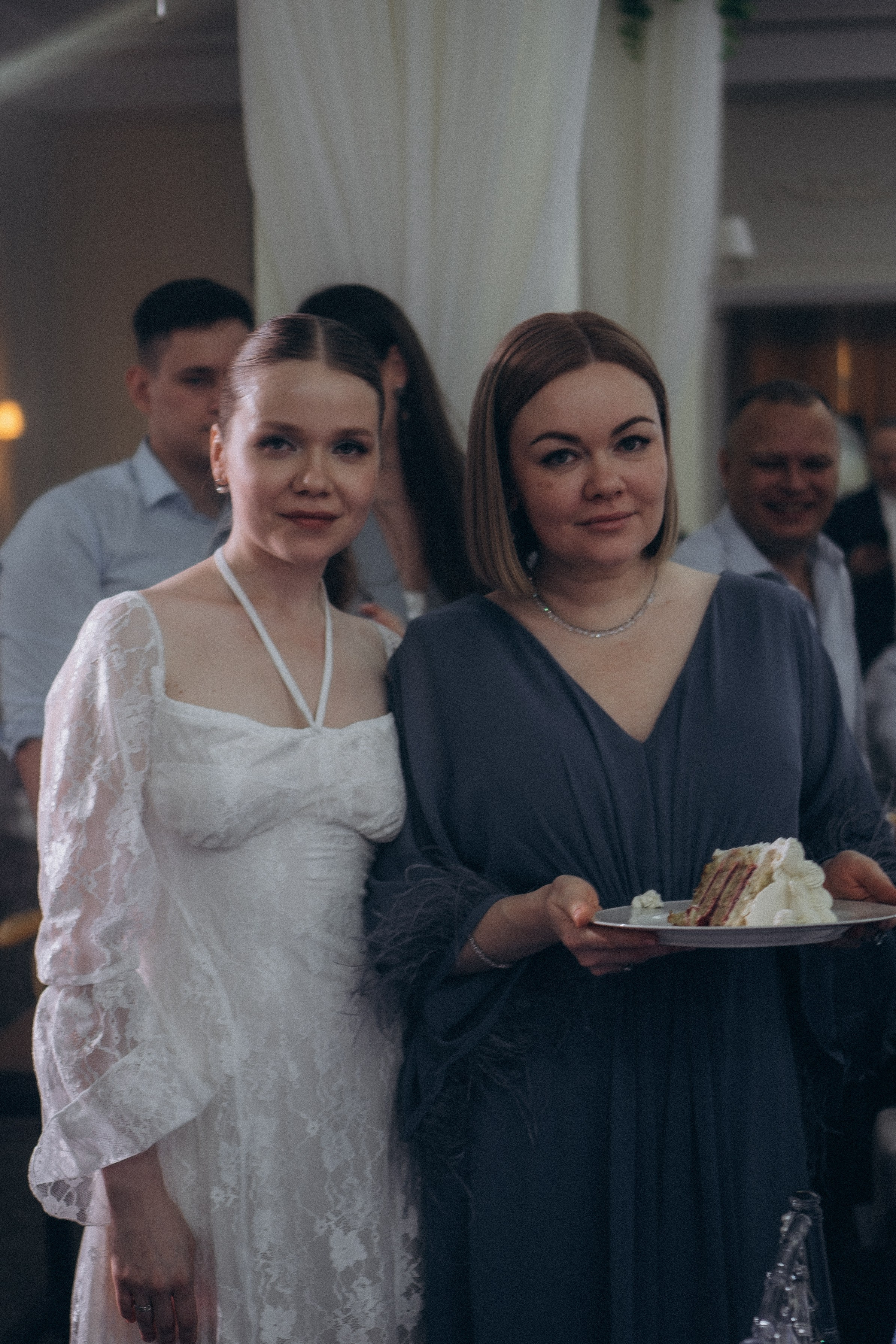 СВАДЕБНЫЙ ТОРТ. ФОТОСЕСИИЯ БАНКЕТА (СНЯТО В СИБИРЕ В НИЖНЕВАРТОВСКЕ). Профессиональный фотограф, Санкт-Петербург — Виктория Богомолова