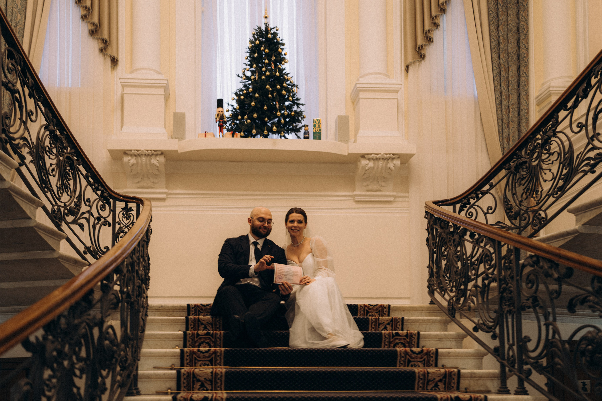 СВАДЕБНАЯ СЬЕМКА ВО ВТОРОМ ДВОРЦЕ (ДЕКАБРЬ) ТАКЖЕ СЬЕМКА В СТУДИИ НА ЧЕРНЫШЕВСКОЙ. Профессиональный фотограф, Санкт-Петербург — Виктория Богомолова