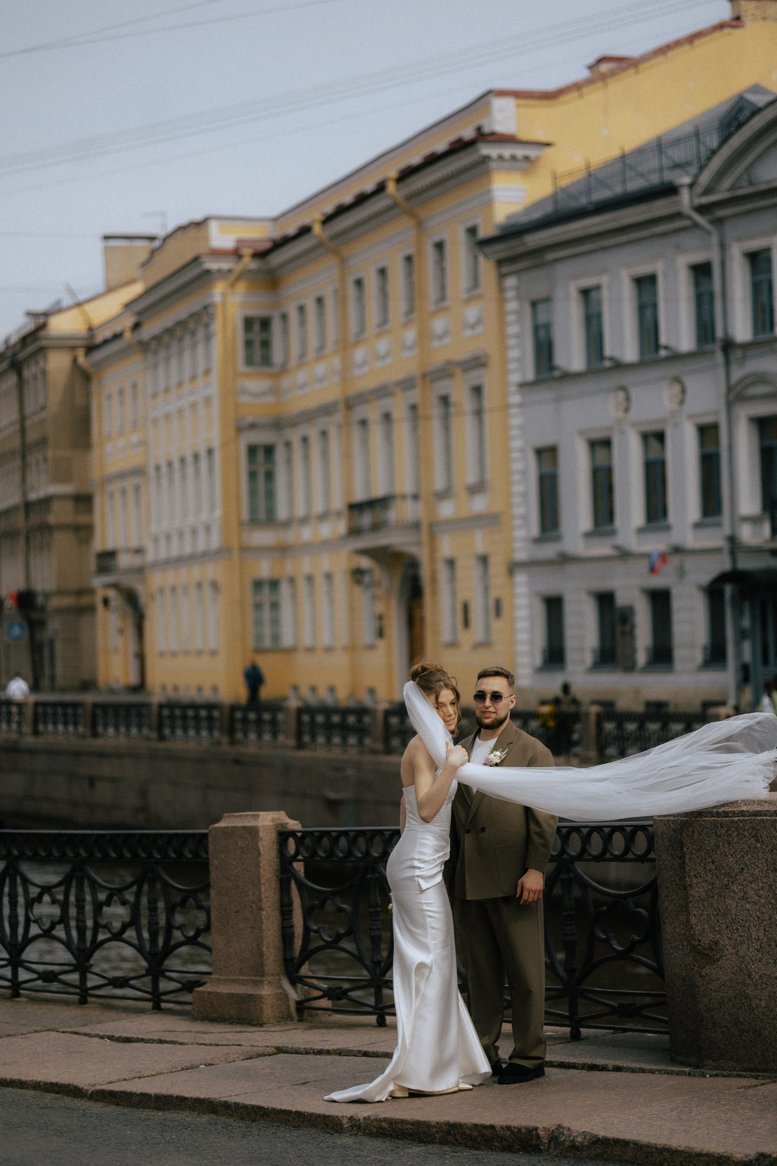 В объятиях города. Свадебный фотограф в Санкт-Петербурге Анастасия Селиванова