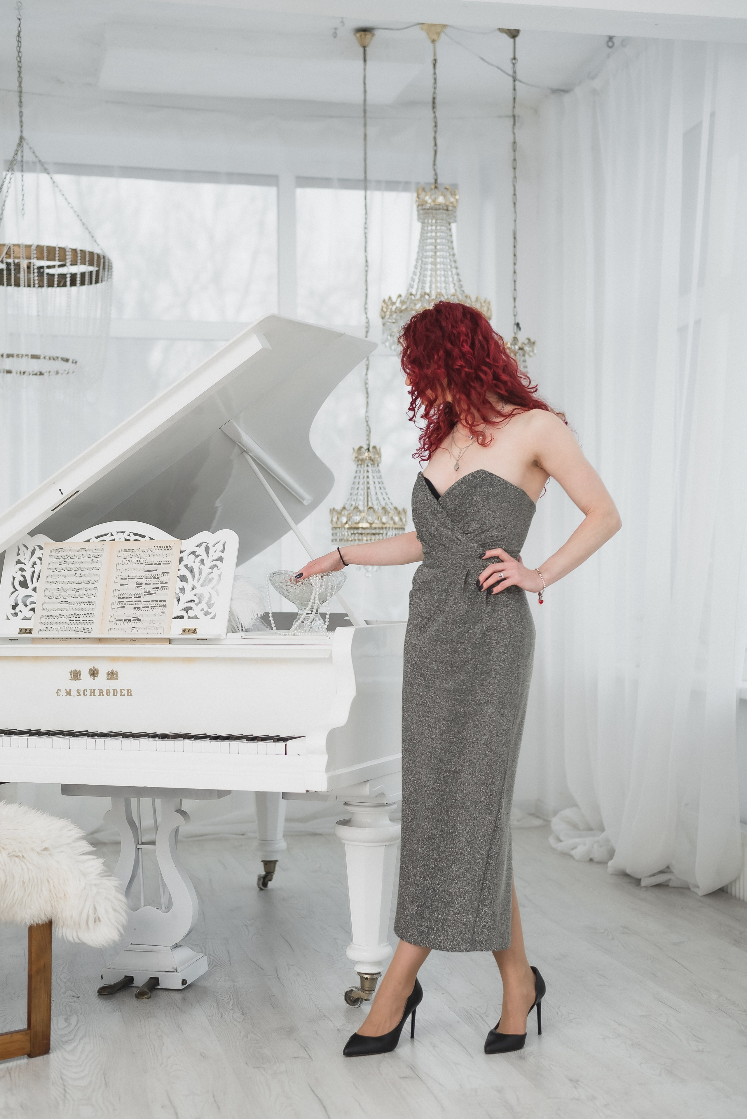 В светлом зале Парфе. КОНТЕНТ |БРЕНД фотограф Санкт-Петербург — Жанна Олтаржевская