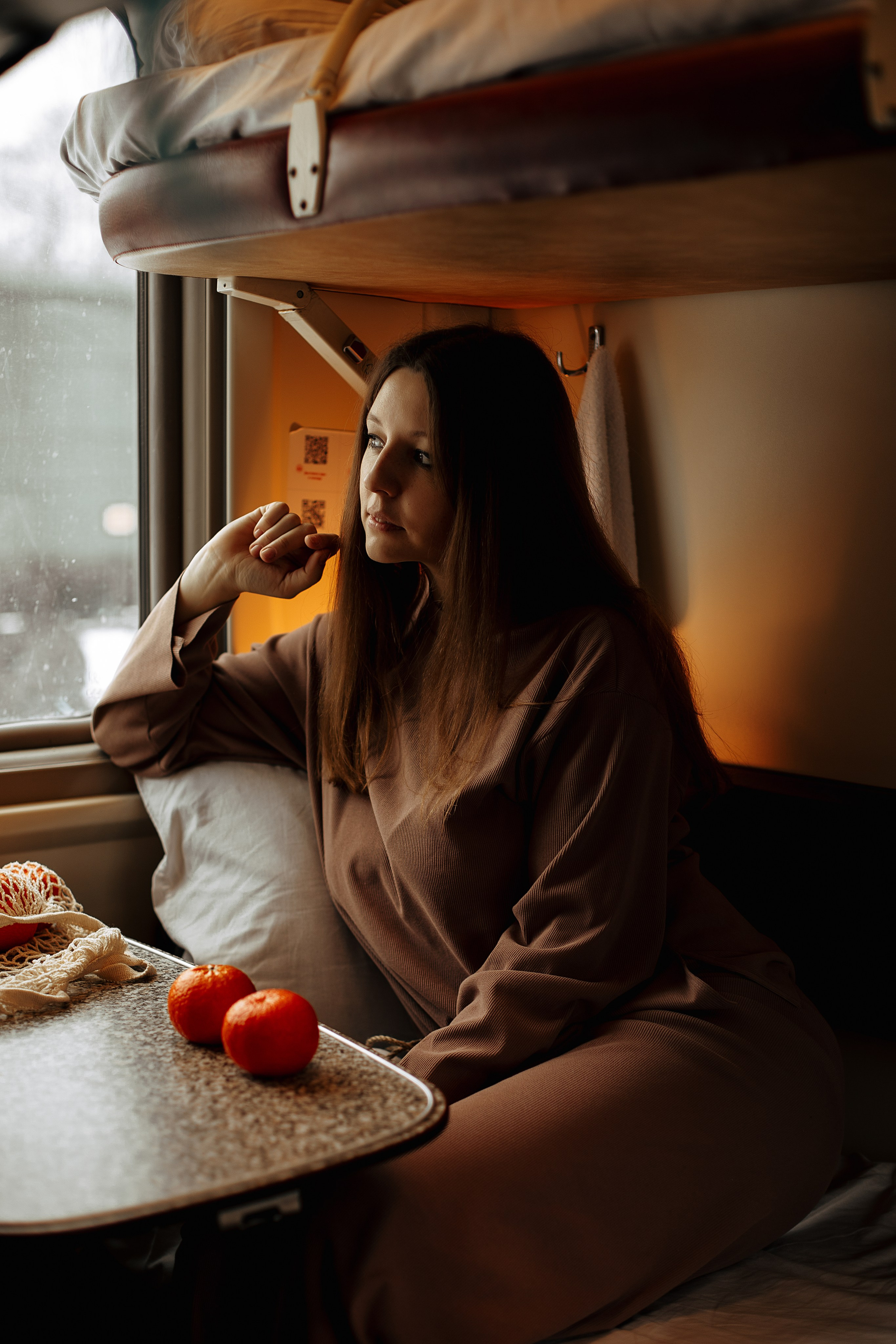 Фотосессия в поезде. Https://malovafoto.ru