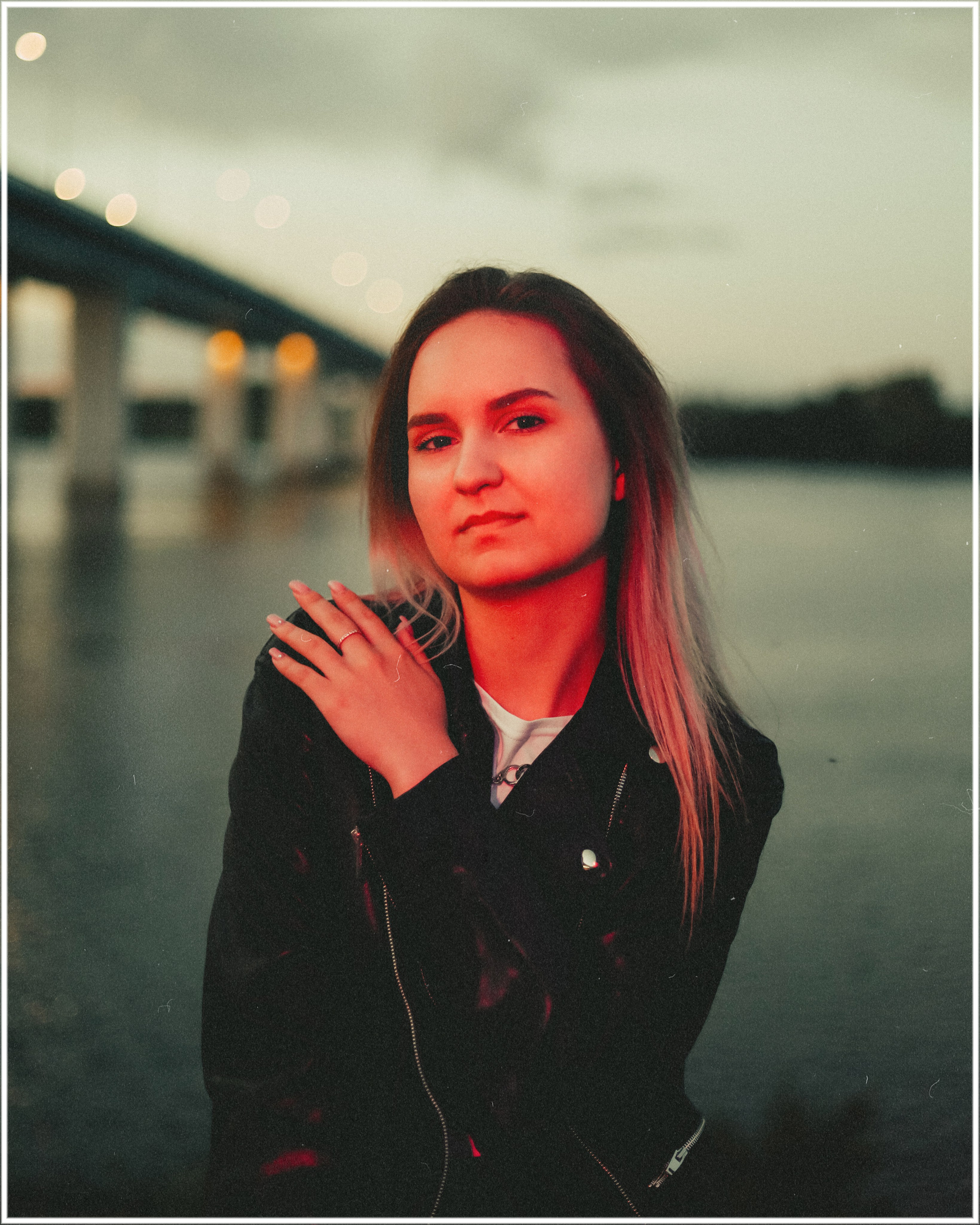 Red Evening. Sun Betty — кинофотограф Элизабет