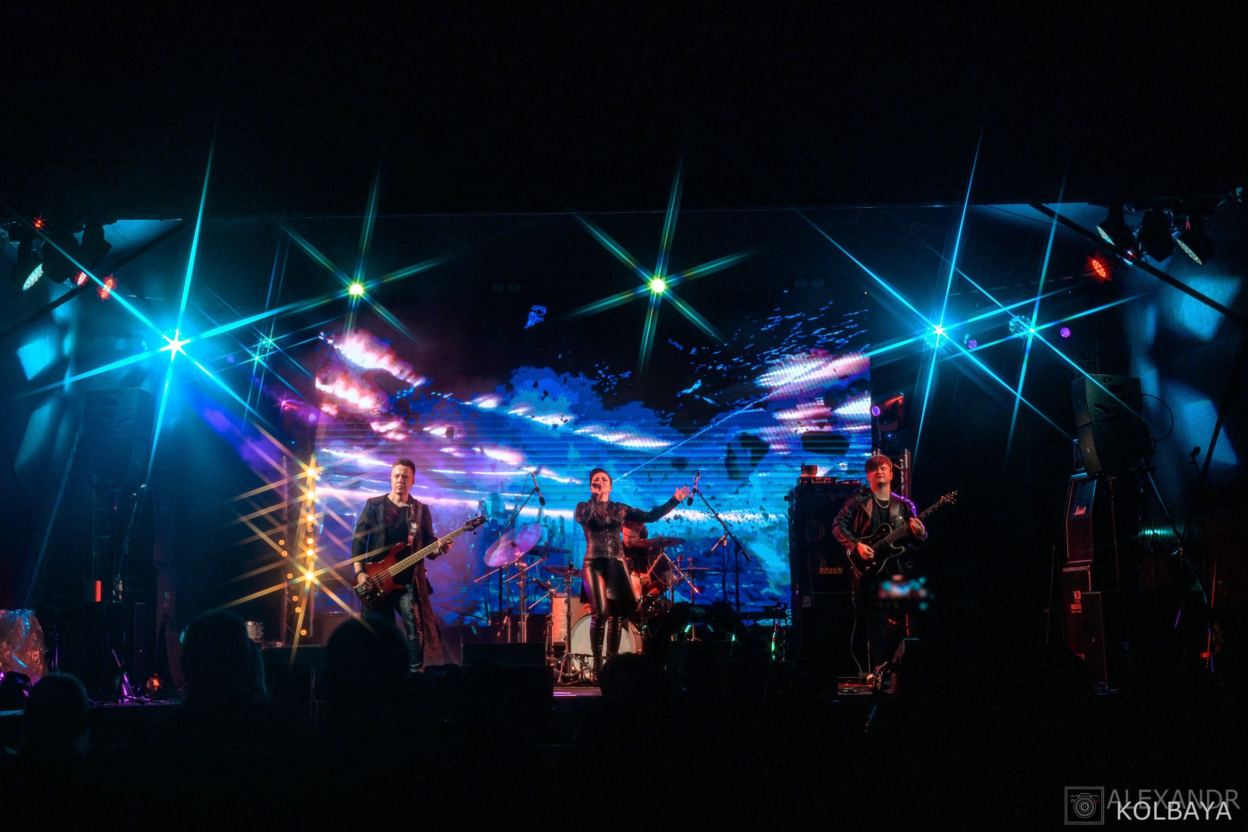 Фоторепортаж с выступления группы Джоконда на фестивале НашРокФест 2025. Концертный и театральный репортажный фотограф в Москве Александр Колбая