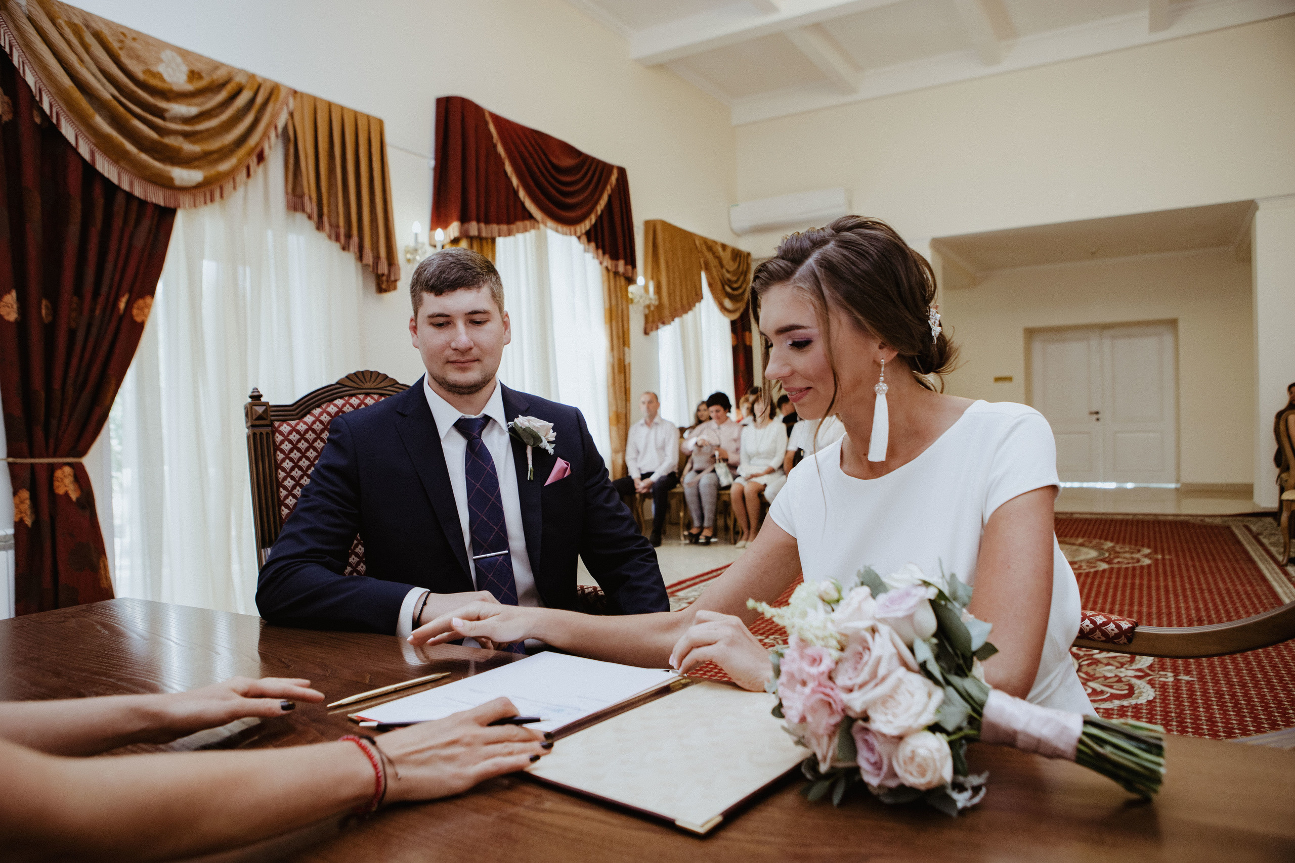 Алёна и Артём. Фотограф Игнат Купряшин