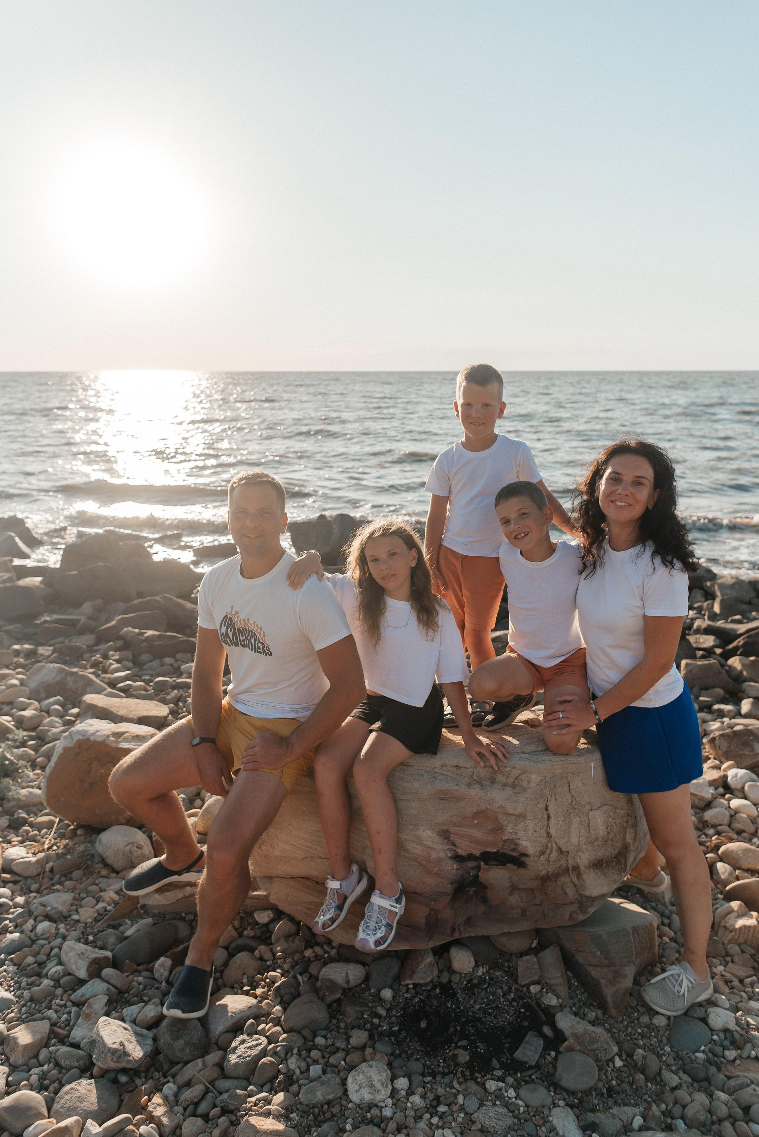 Отпуск на теплом море и маяк. Детский и семейный фотограф выпускной альбом Приморско-Ахтарск