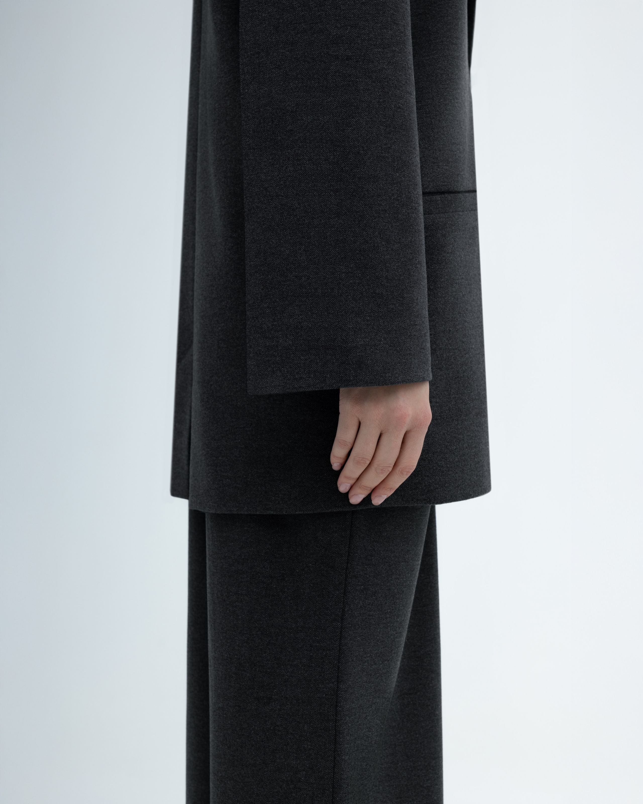 Voix. Photographer. Producer. Retoucher