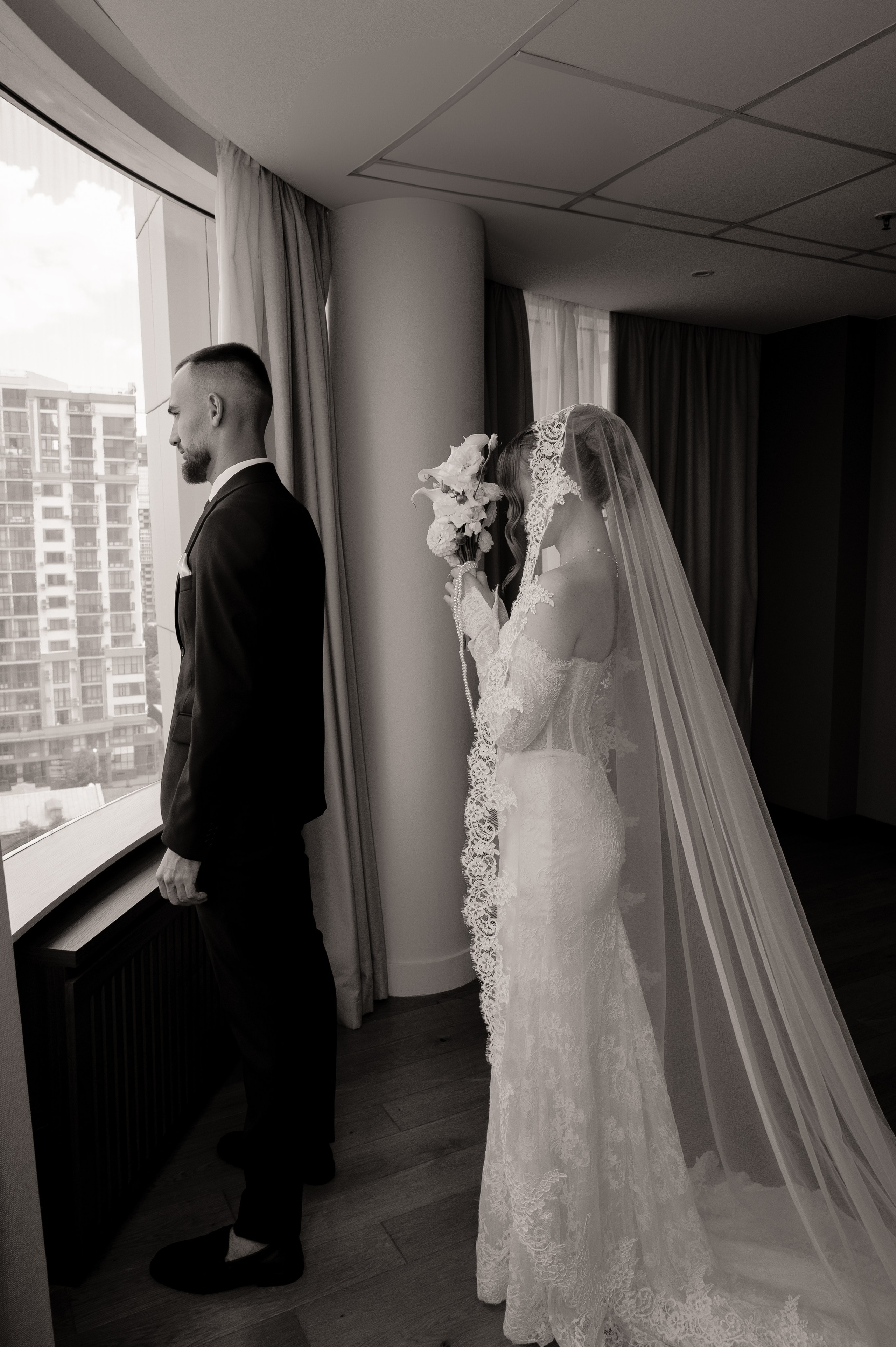 Свадьба (утро в отеле). Свадебный и семейный фотограф в Краснодаре Алина Мельник