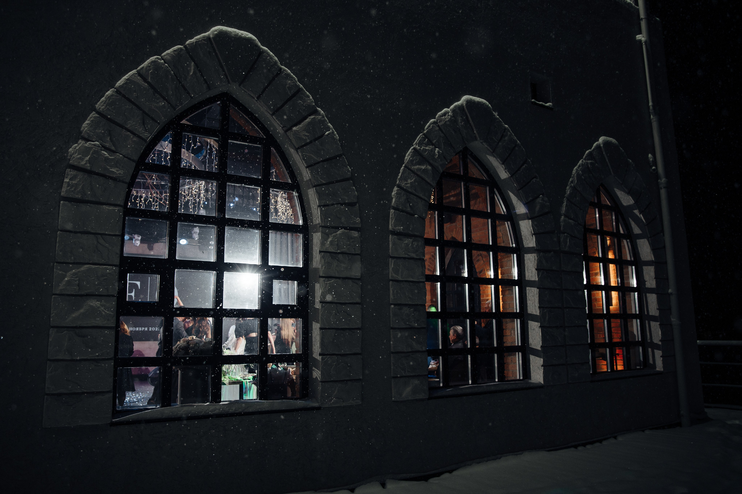 свадебная церемония красноярск, свадьба красноярск, координатор красноярск, свадебная арка красноярск, обмен кольцами, свадьба красноярск, свадебный организатор красноярск, организатор красноярск, организатор свадьбы красноярск, свадьба под ключ красноярск, выездной регистратор красноярск, оформление свадьбы красноярск, утро невесты, утро невесты красноярск, невеста красноярск, сборы невесты, свадебный распорядитель, помощник на свадьбу, идеи для свадьбы, лавстори красноярск, букет невесты красноярск, образ невесты красноярск, костюм жениха красноярск, платье невесты красноярск, фотограф красноярск, свадебное платье красноярск, свадебный торт красноярск, ресторан красноярск, свадебный танец красноярск, свадебное агентство Инсайт, свадебное агентство Инсайт Красноярск, свадебное агентство Insight, свадебное агентство Insight Красноярск, свадьба в стиле игры престолов, свадьба в стиле игры престолов красноярск, зимняя свадьба, зимняяя свадьба красноярск, свадьба в белом замке красноярск, белый замок шамони, свадьба в шамони красноярск, свадебная церемония в замке