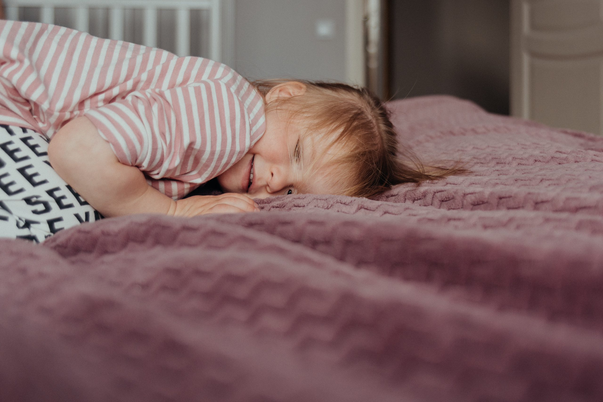 Лиза и мама Аня (домашняя фотосессия). Фотограф Москва