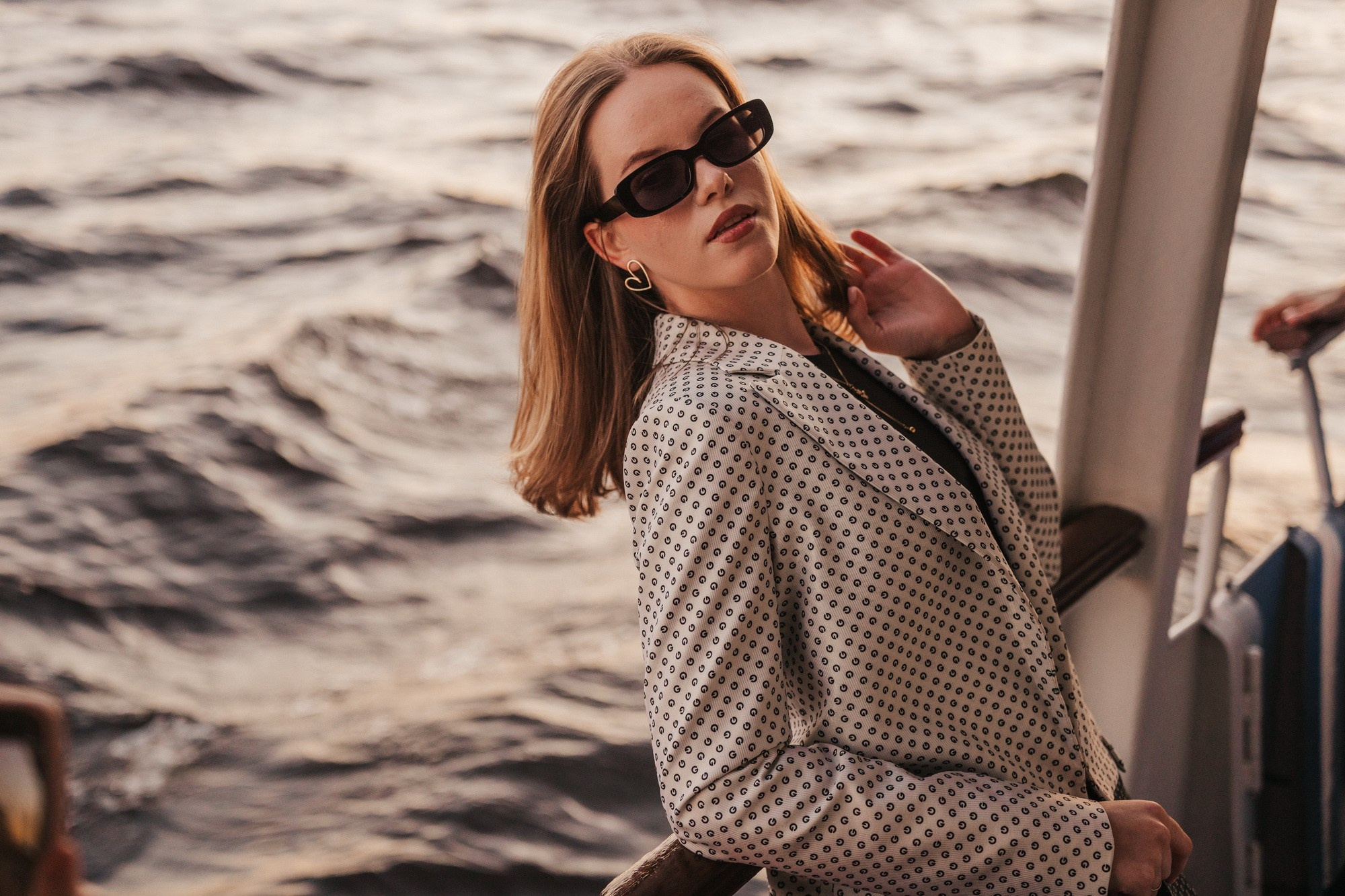 Прогулки на теплоходе. Фотограф Сергей Лукьяненко