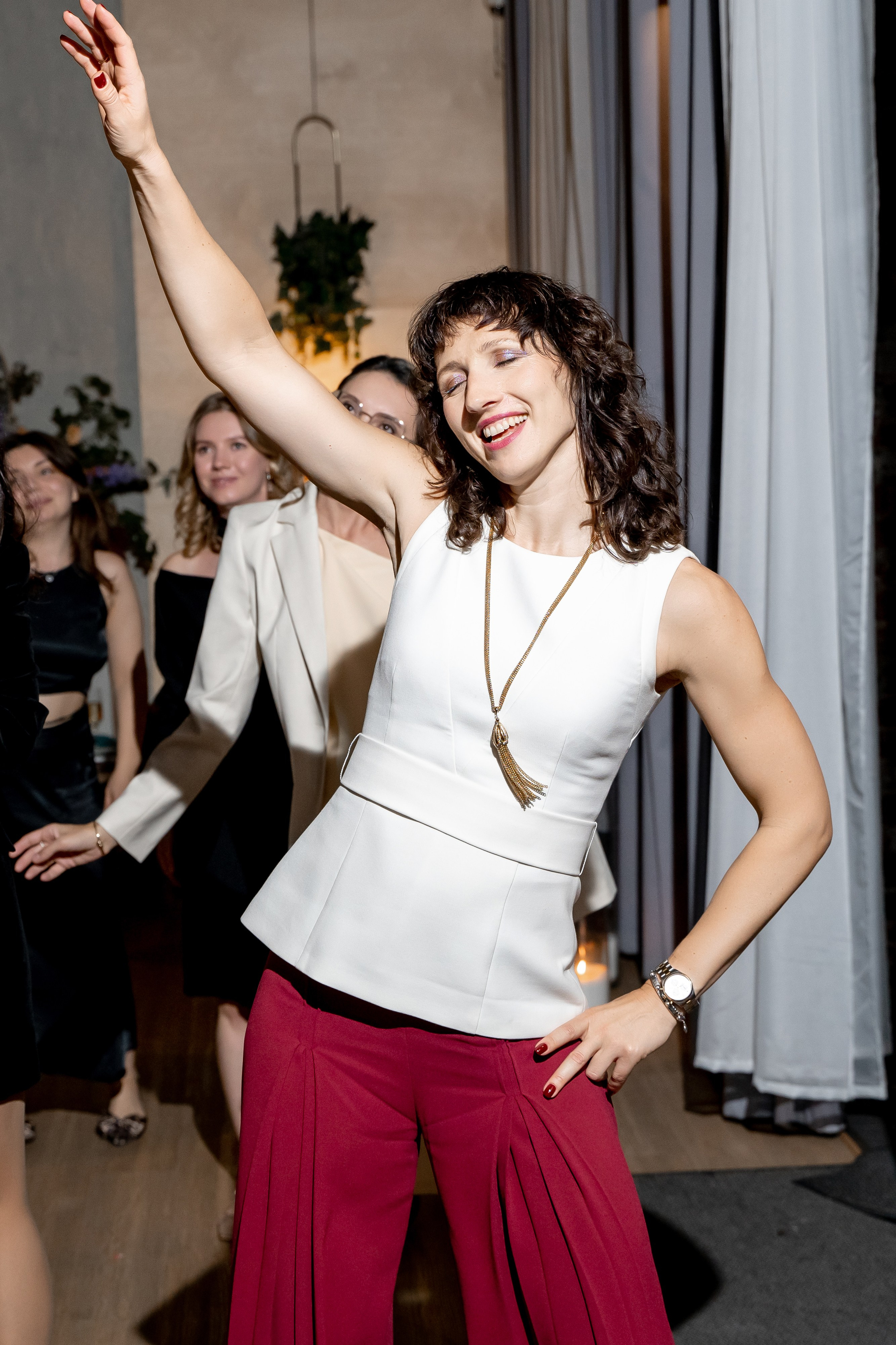 Репортаж мероприятия, репортажная съемка в Москве и Московской области, фотограф на мероприятие, фотосъемка юбилея, репортаж свадьбы, event, фотосессия на фотозоне, фотограф на юбилей, фотограф на день рождения, репортажный фотограф, съемка мероприятия, съемка на фотозоне, фотограф на корпоратив, фотограф на свадьбу, фотограф на детский праздник, фотограф на выпускной. Свадебный репортаж в лофте.