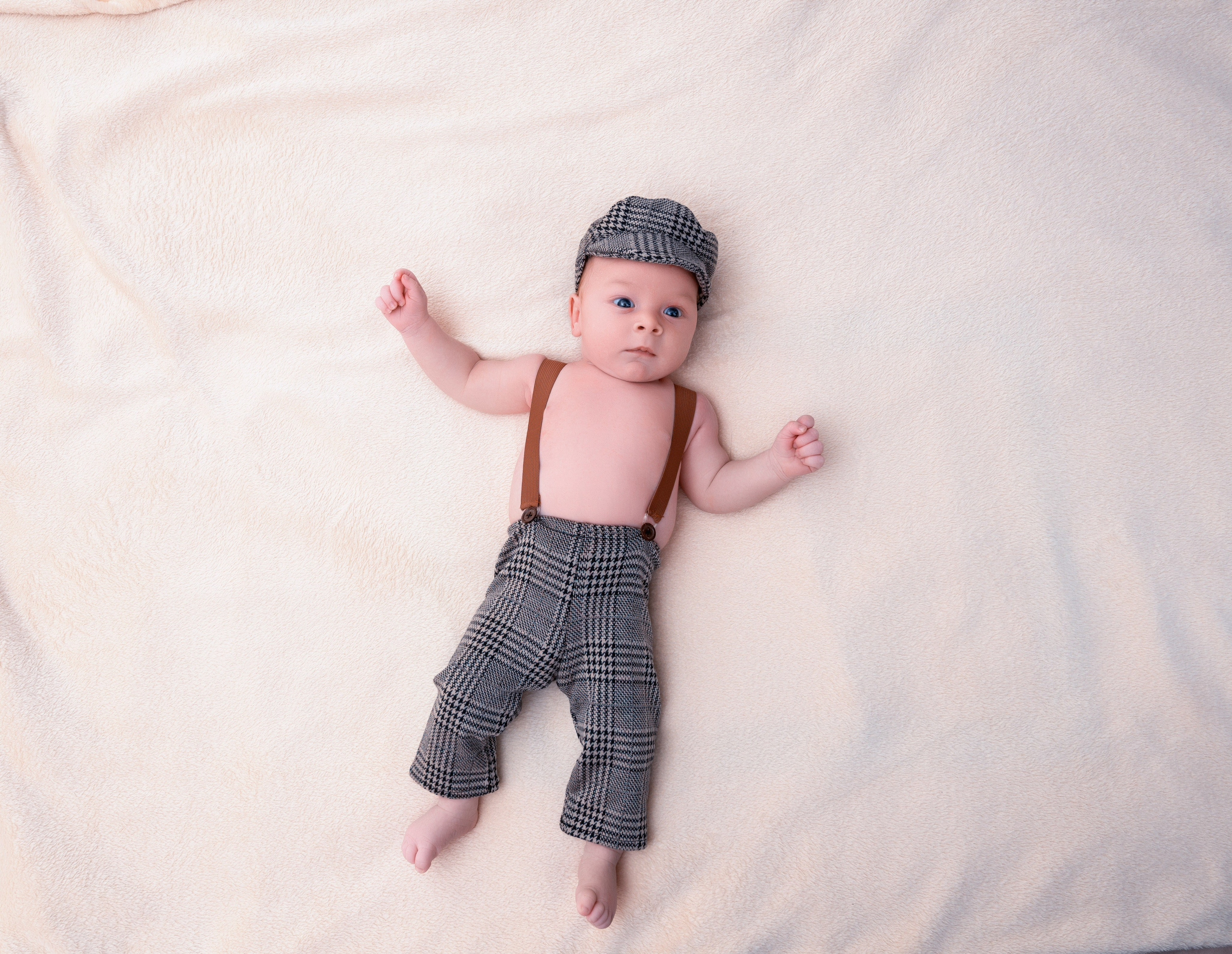 Фотосессия новорожденного. Детский фотограф. «Ожившие» фото, г. Нижневартовск