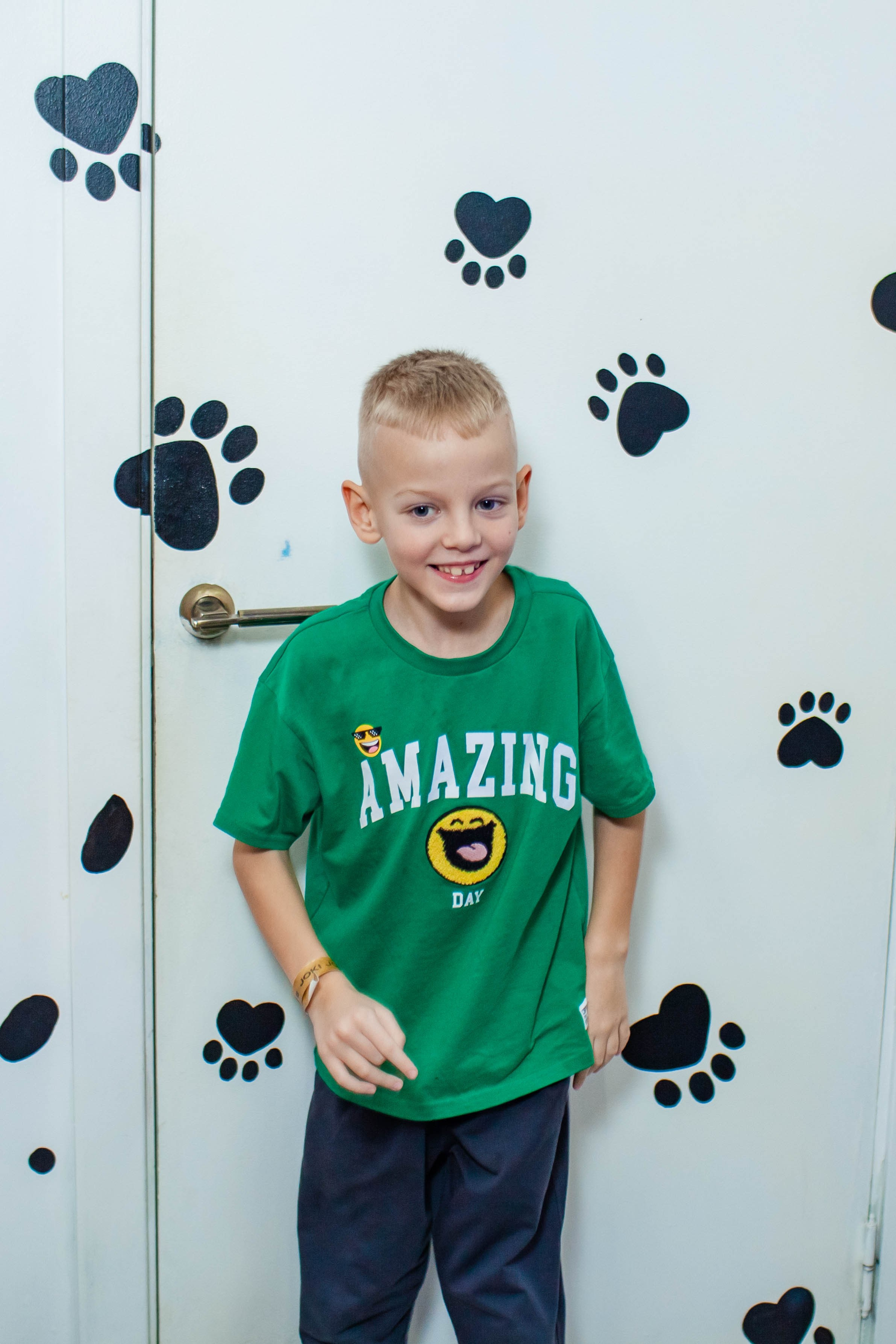 Неон Челендж День рождения Ярослава. Детский и семейный фотограф в Санкт-Петербурге Елизавета Сорокина