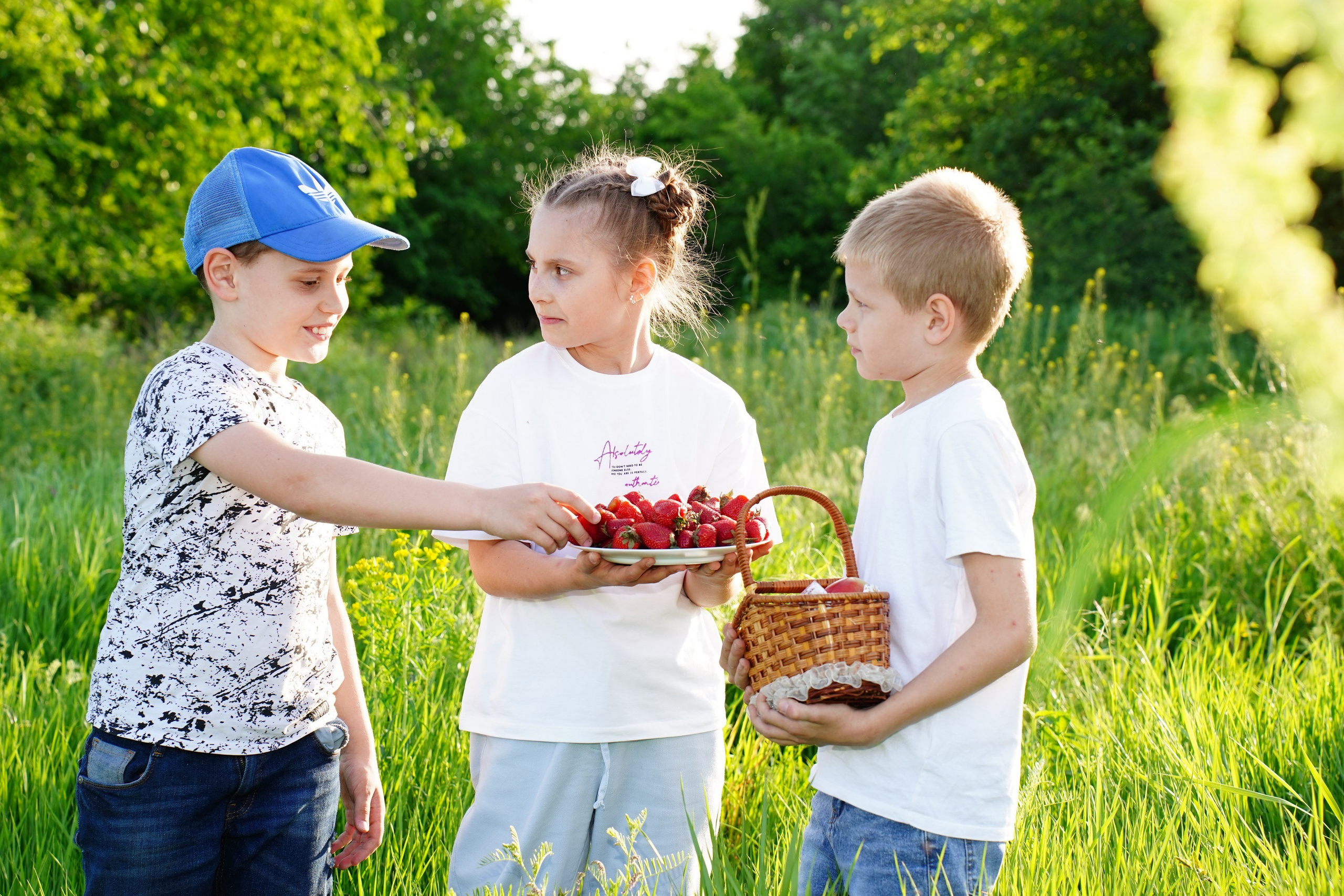 Фотосессия с классом 75 шк 2023. MEMENTO.Выпускные альбомы, школьные, юбилейные и другие книги. Ростов-на-Дону