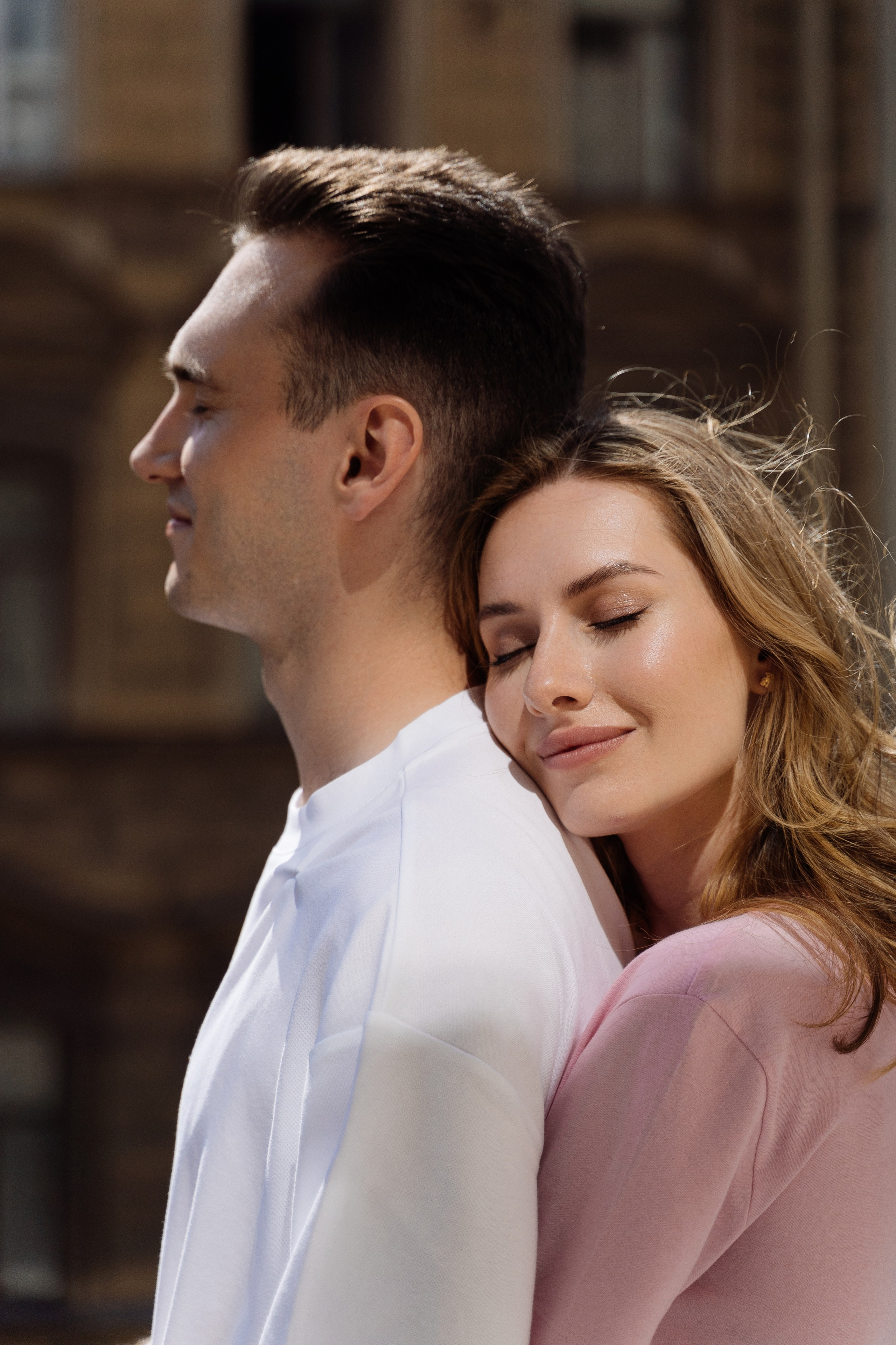 Камерная свадьба на фонтанке в сезонах. Свадебный фотограф организатор в Санкт-Петербурге Ассоль Опарина