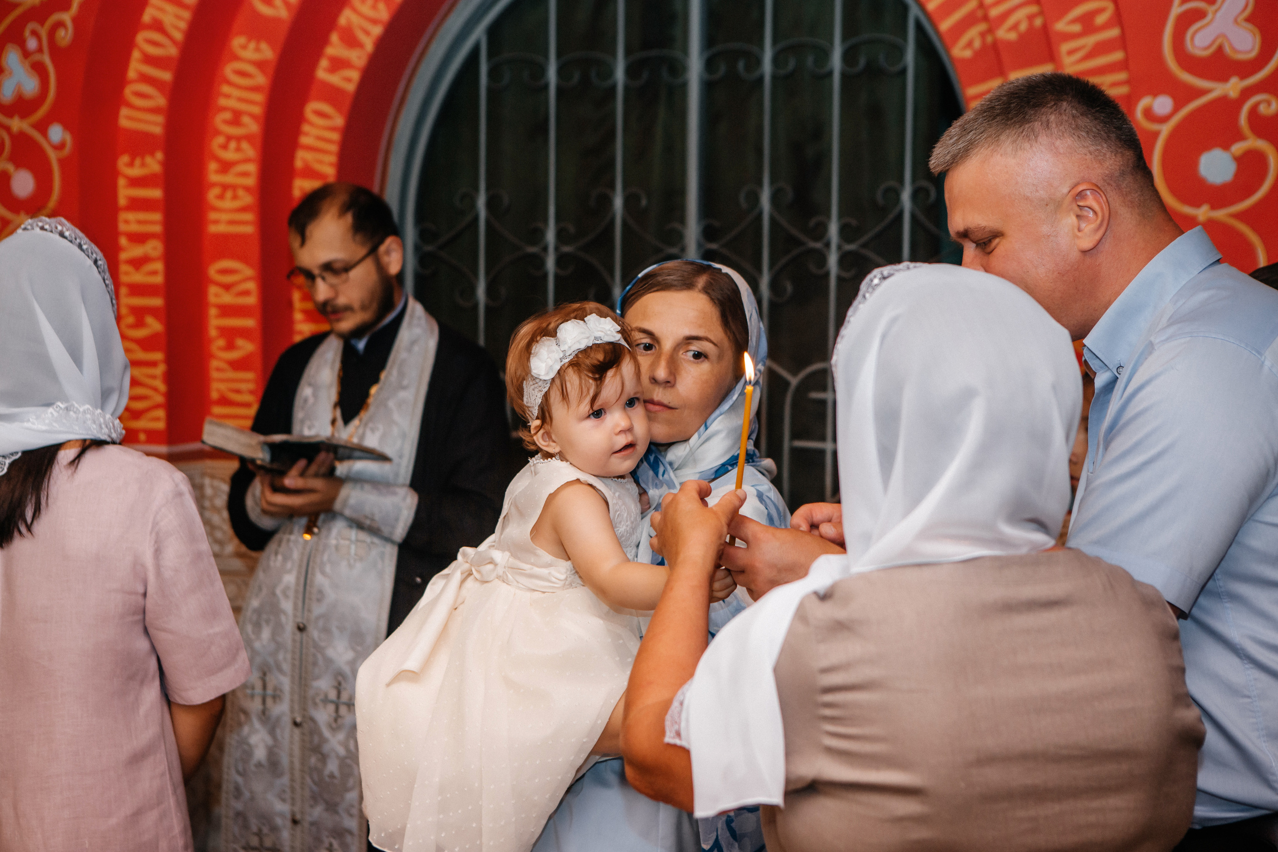 Крещение Василисы. Семейный фотограф в Минске Саша Павлюк