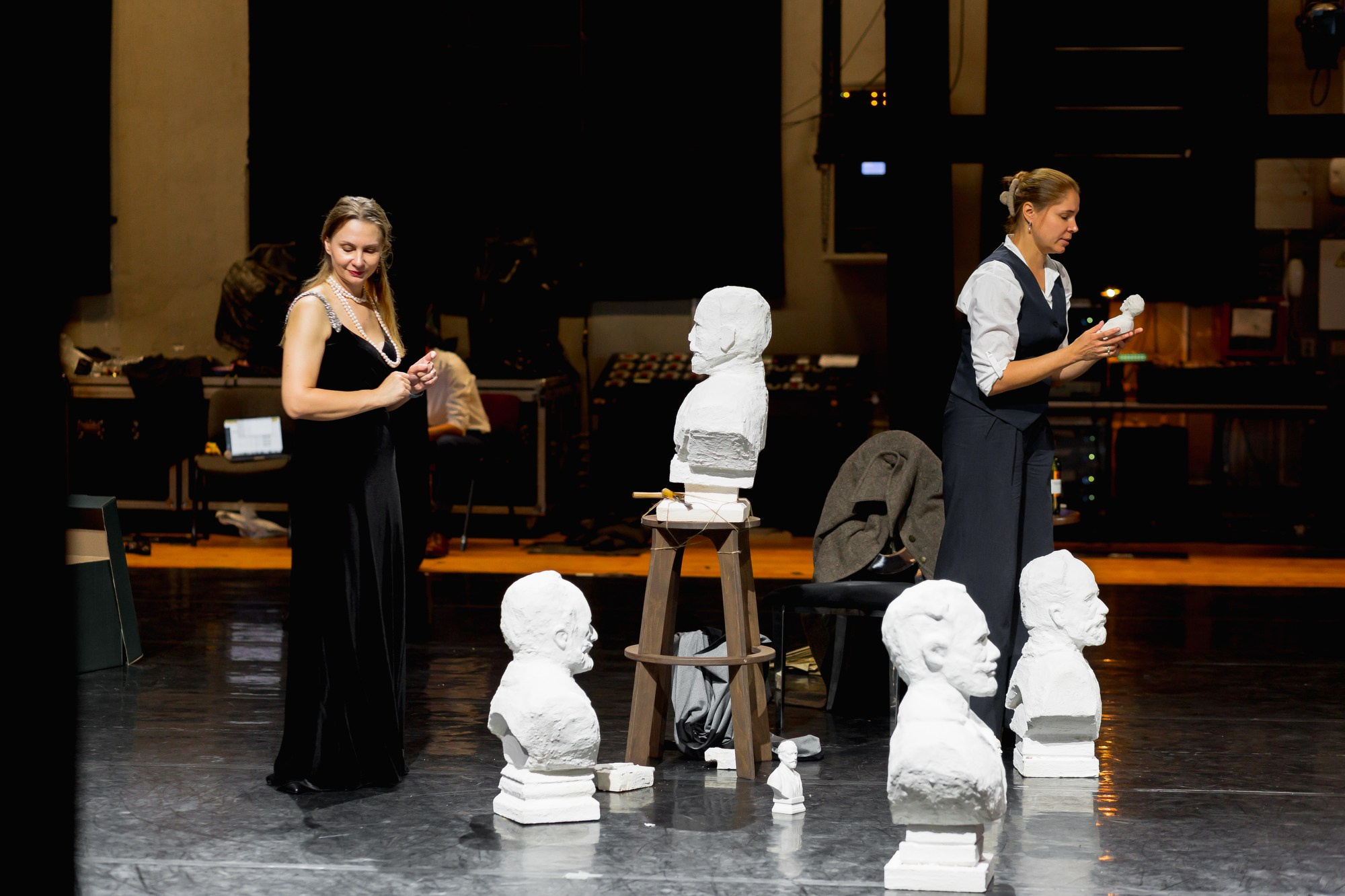 Спектакль Приглушенные голоса в Театре Эрмитажа (+репетиция). Семейный и портретный фотограф в Санкт-Петербурге Андрей Воробьев