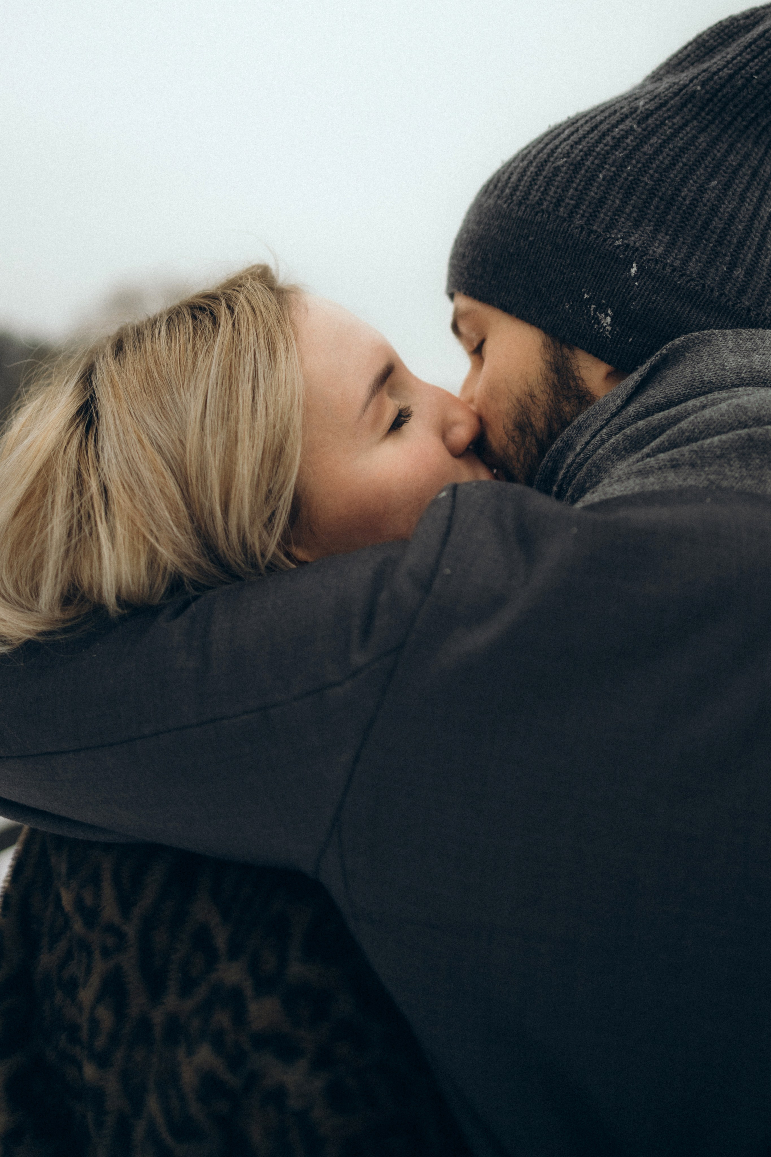 Дима и Камила в зимнем Мещерском лесу