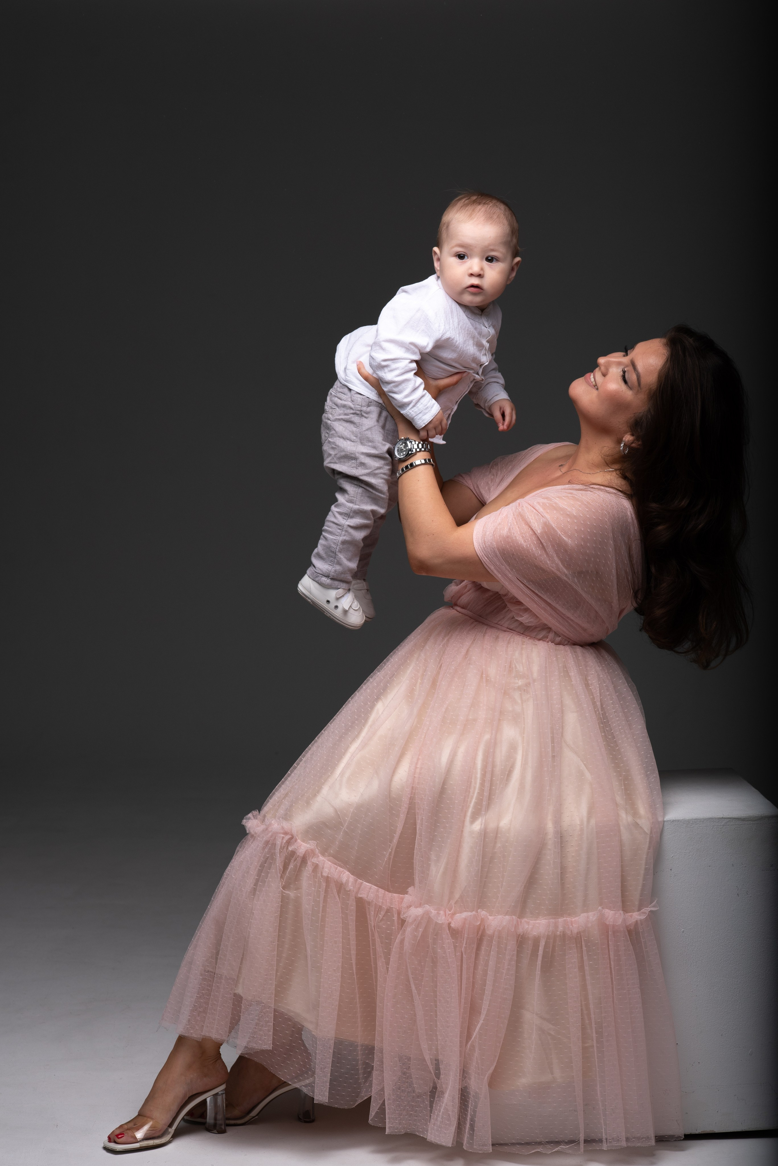 Циклорама и лаконичные студии. Фотограф Мария Усманова, Казань