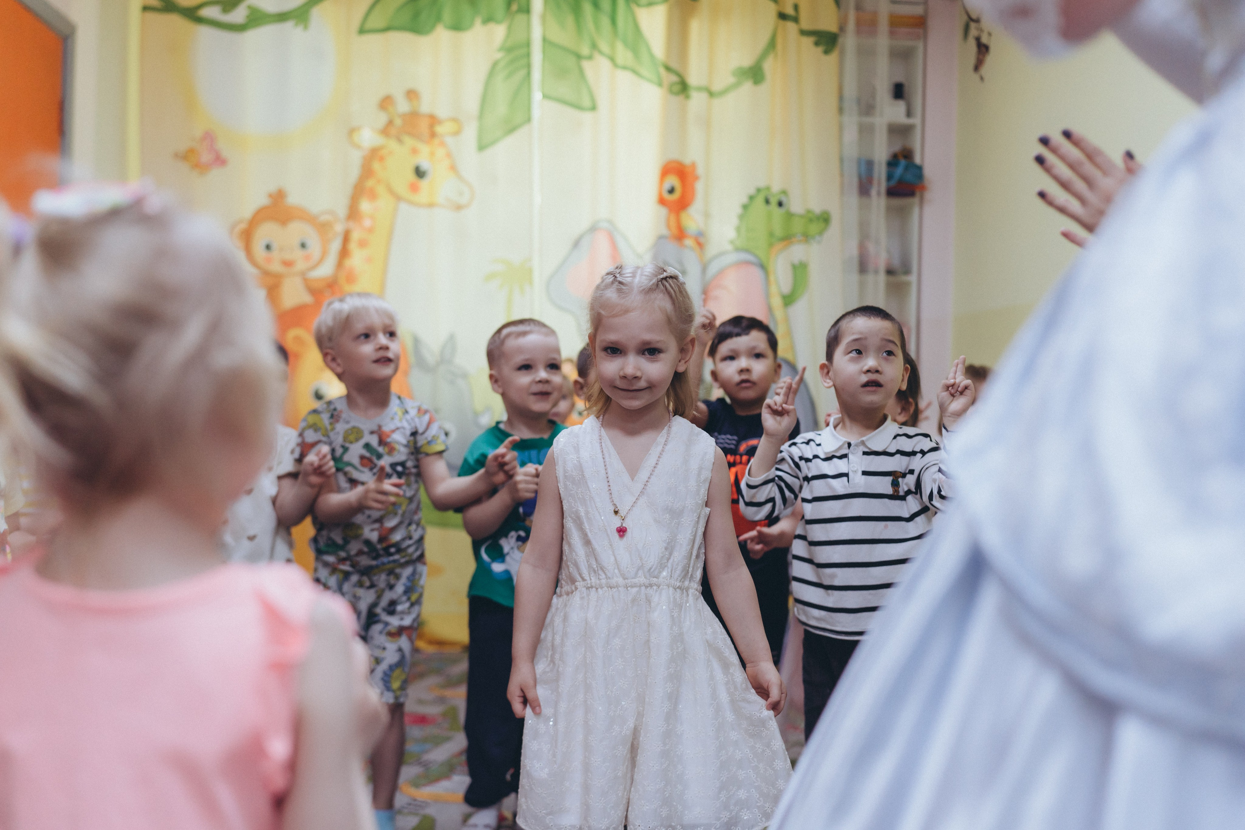 День рождения Алисы (садик). Крис Богомазова