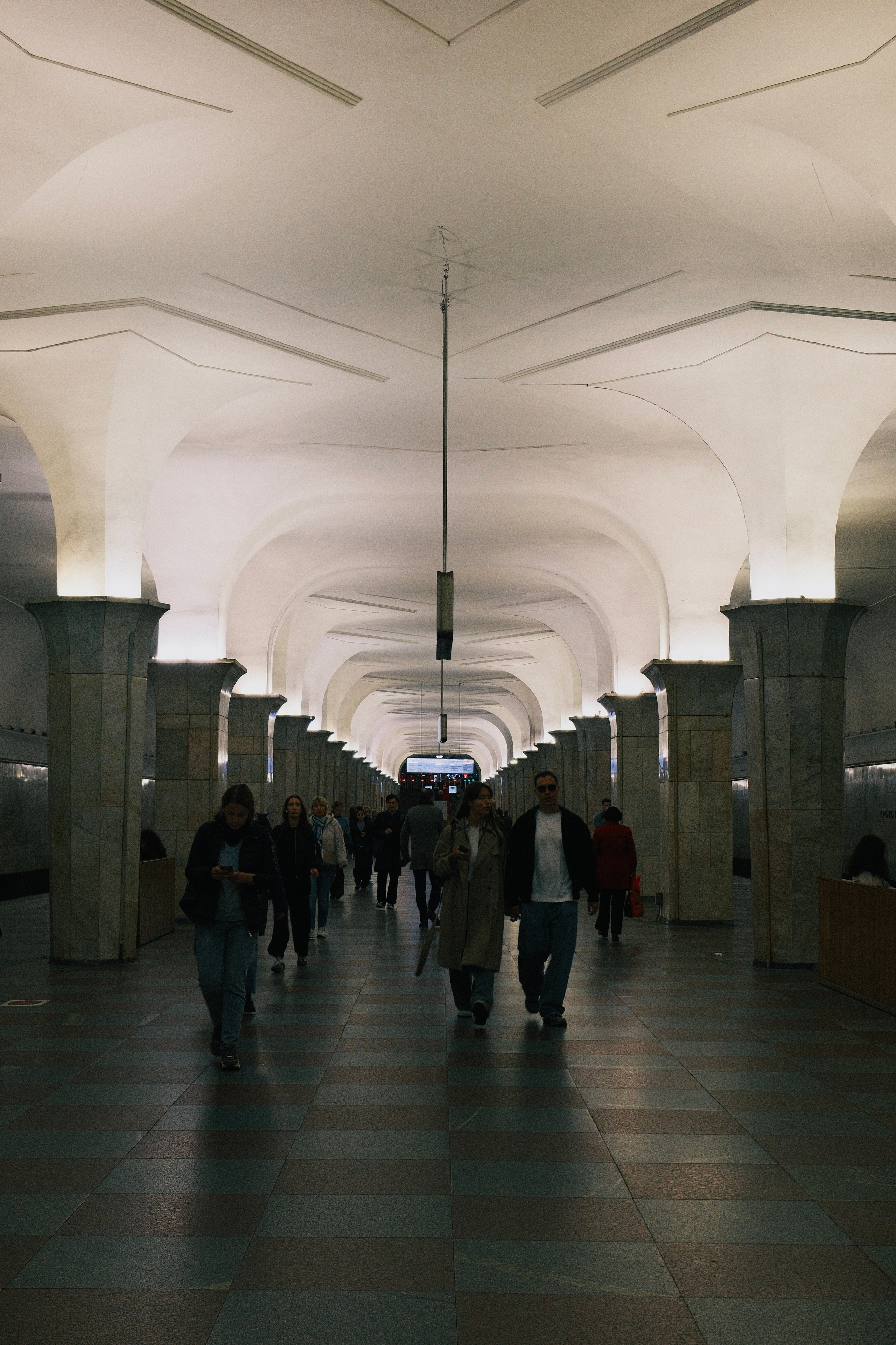 Стрит. Уличный фотограф Владимир Борисов. Москва