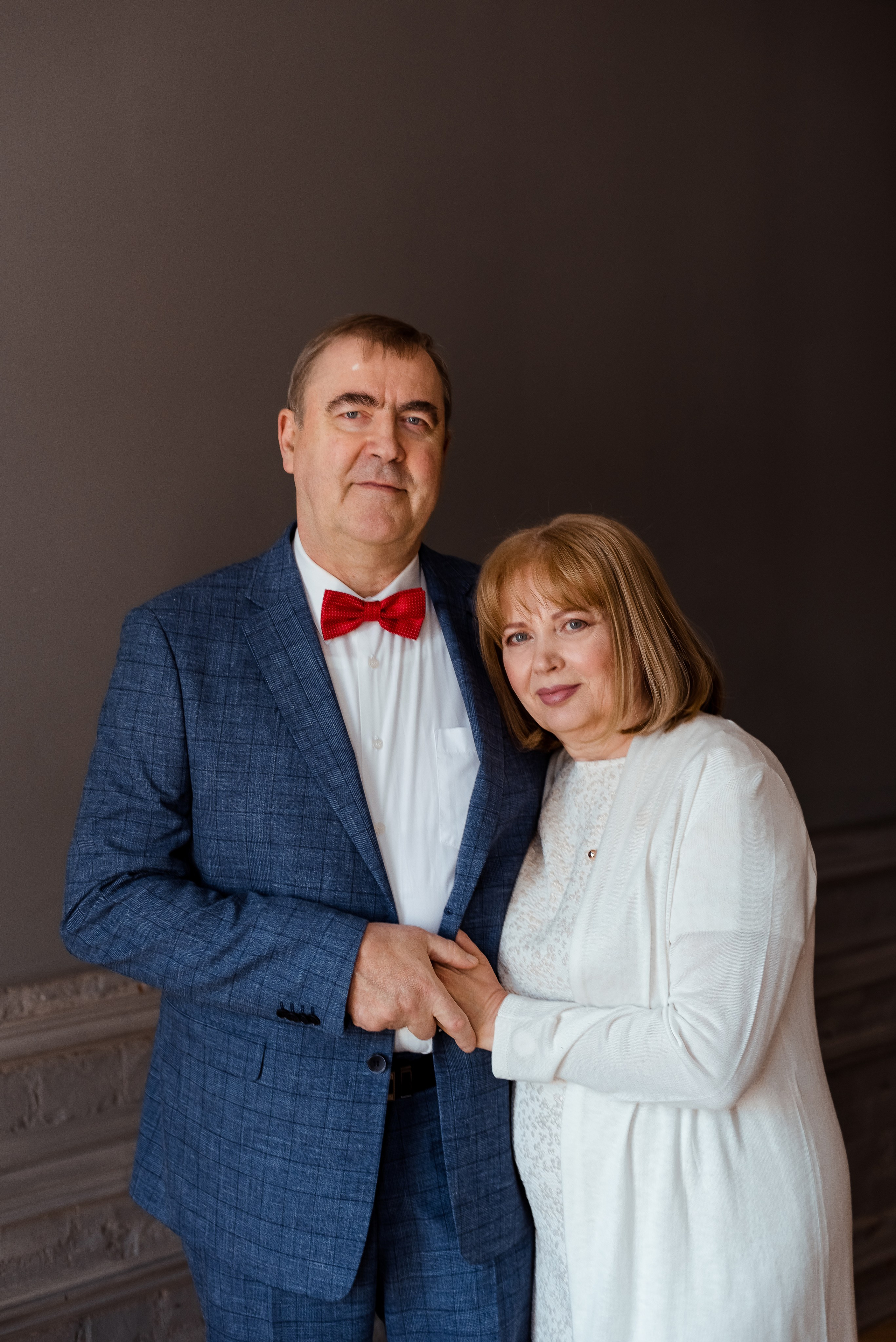 Фотосессия большой семьи в студии в Санкт-Петербурге. Фотограф Юлия Кондратьева