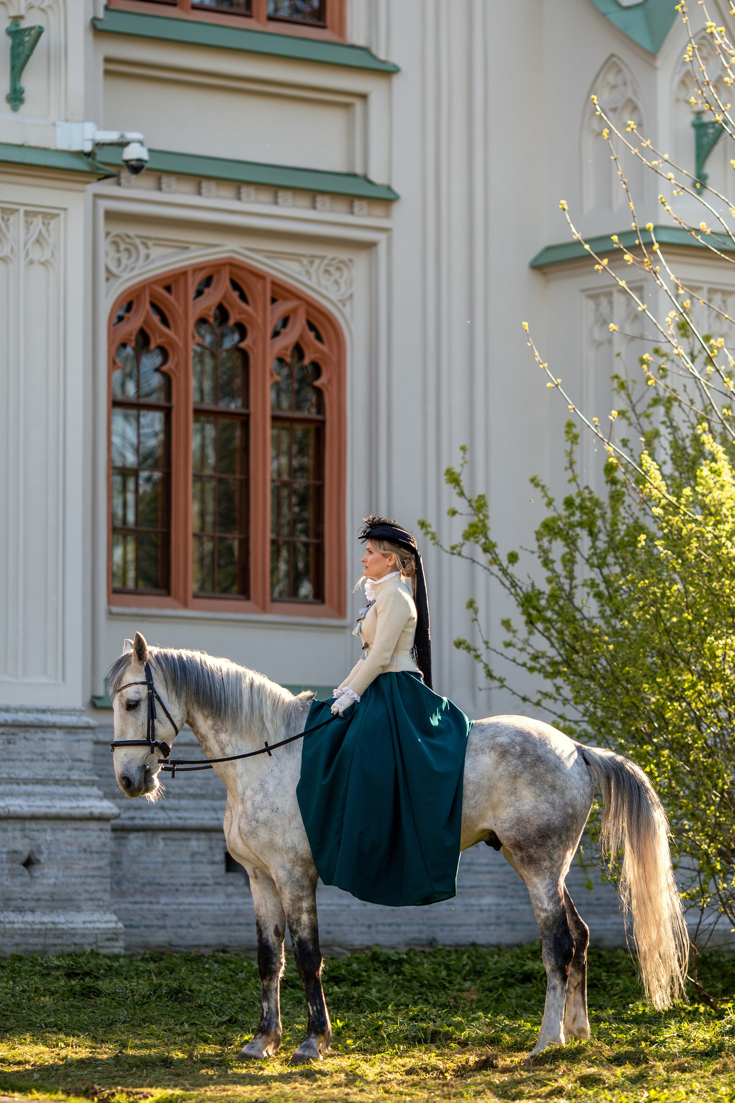 Вика и орловский рысак Павел