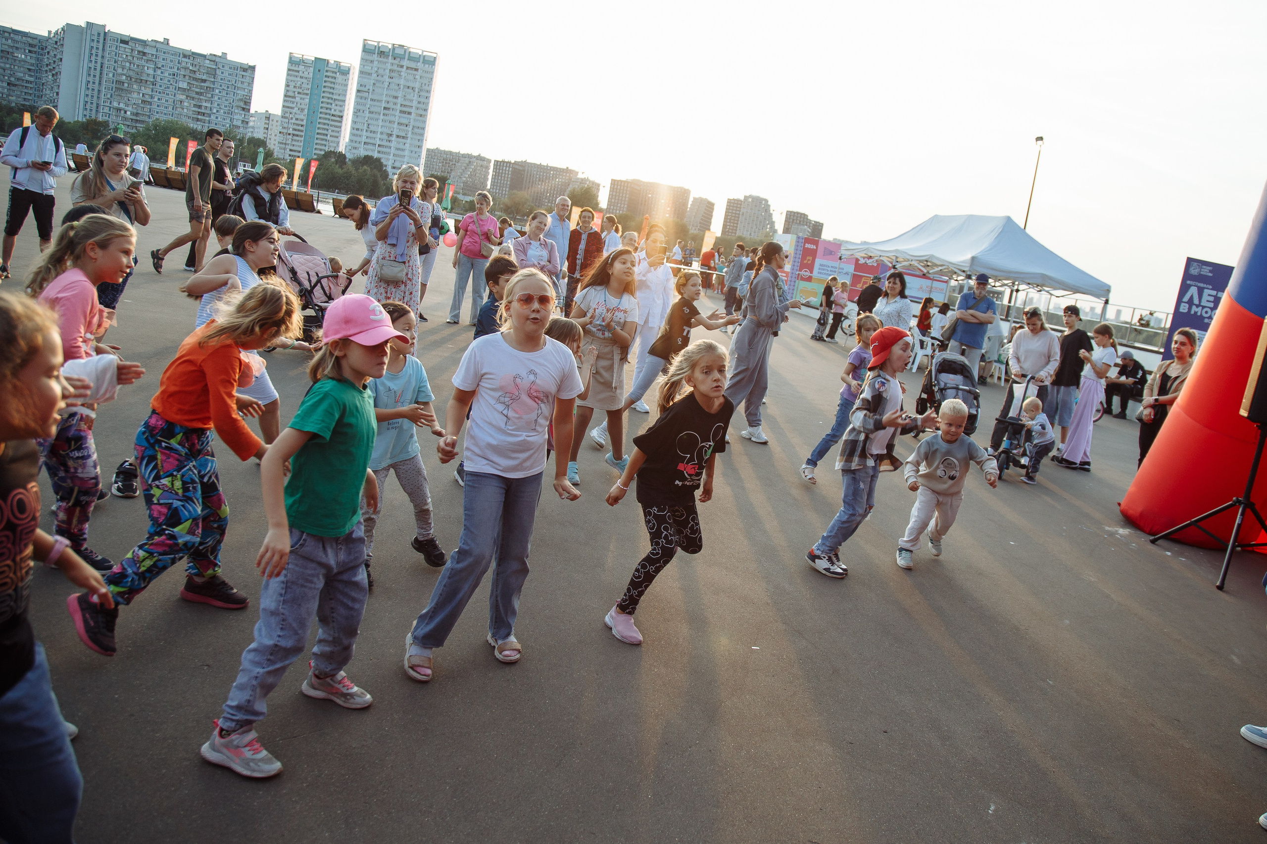 День Российского флага. Свадебный Семейный Репортажный фотограф в Москве