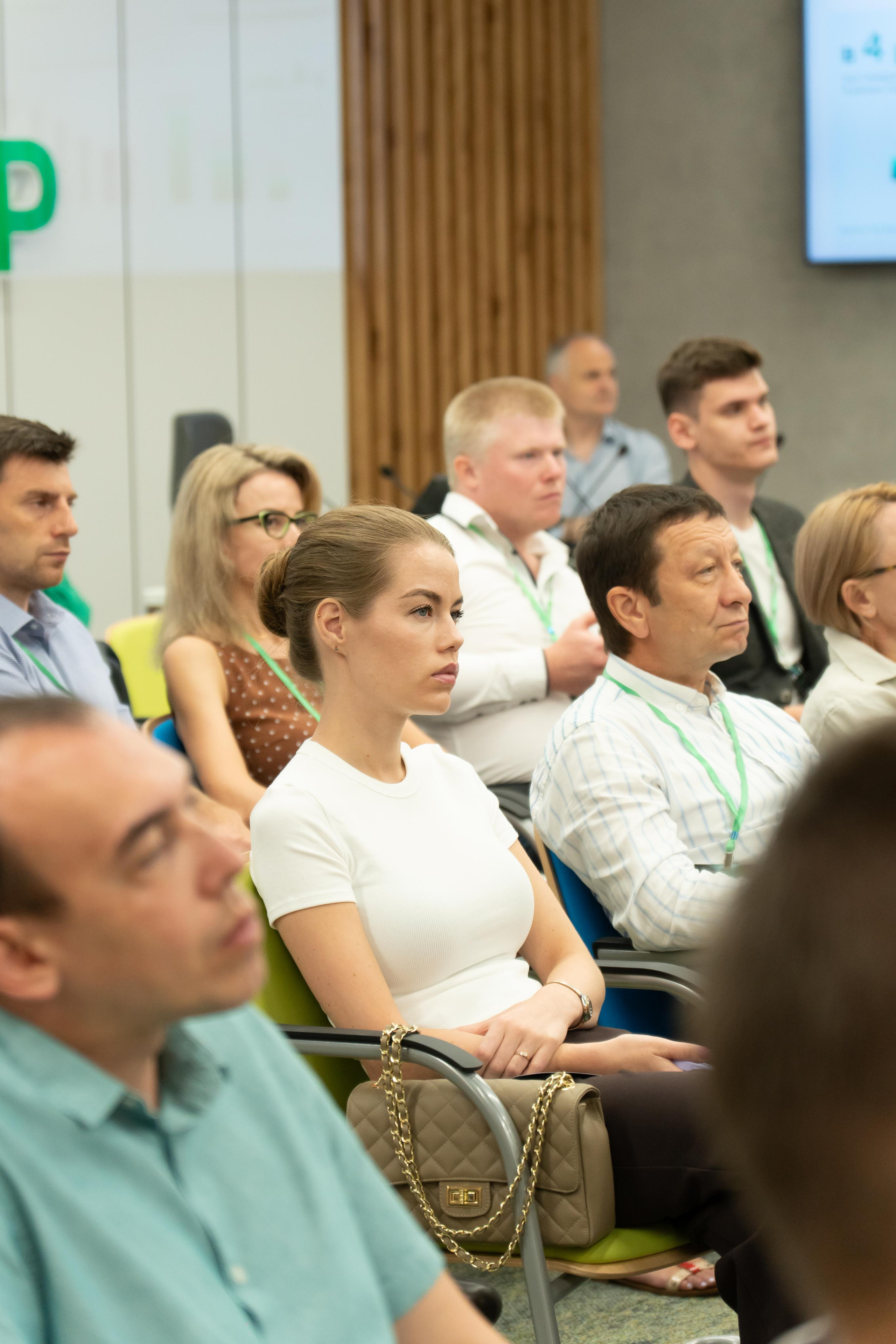 Сбер. Профессиональный фотограф в Самаре Анна Конзаева