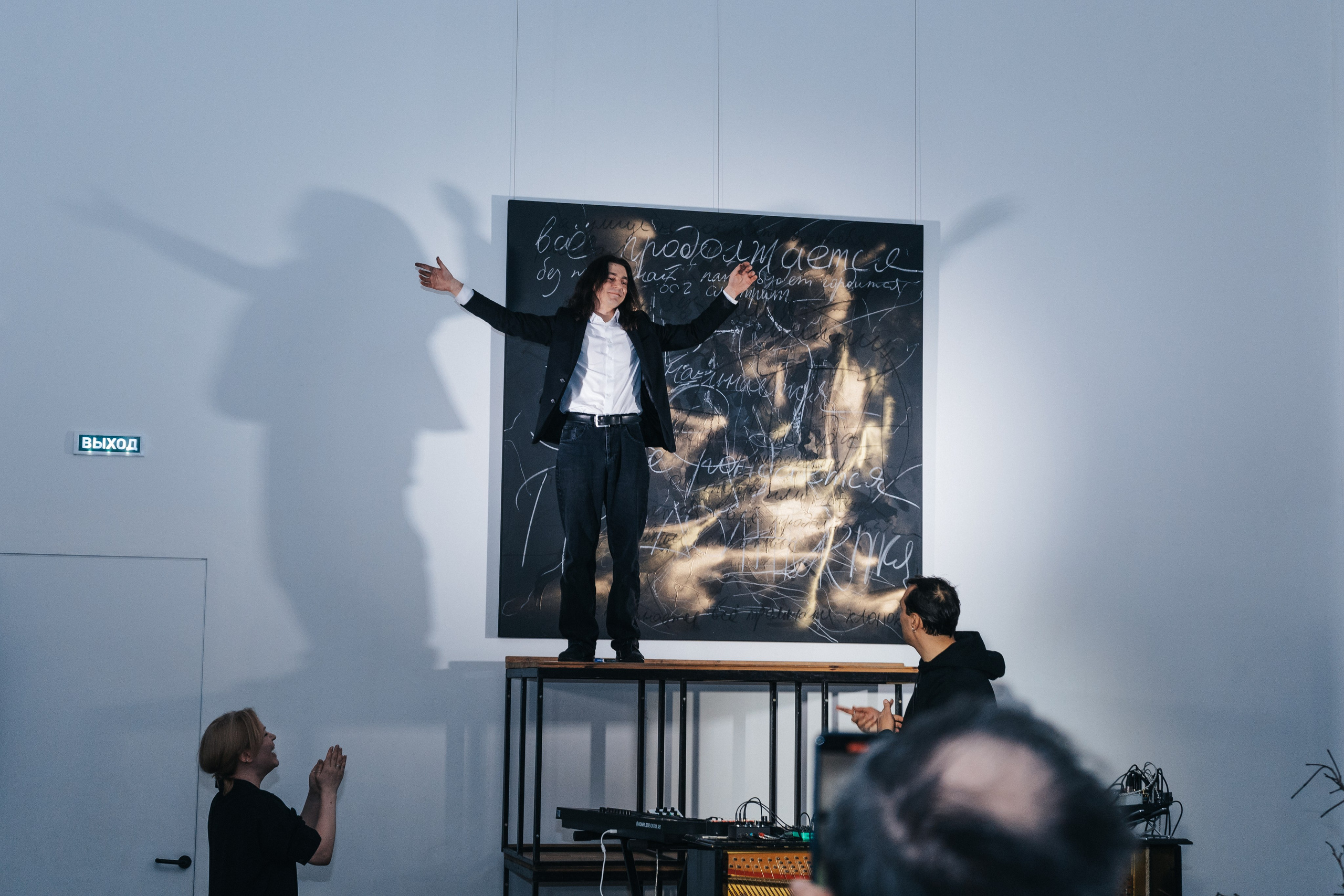 Выставка Юрия Литарова. Всё рождается. Всё продолжается. Портретный фотограф Нижний Новгород