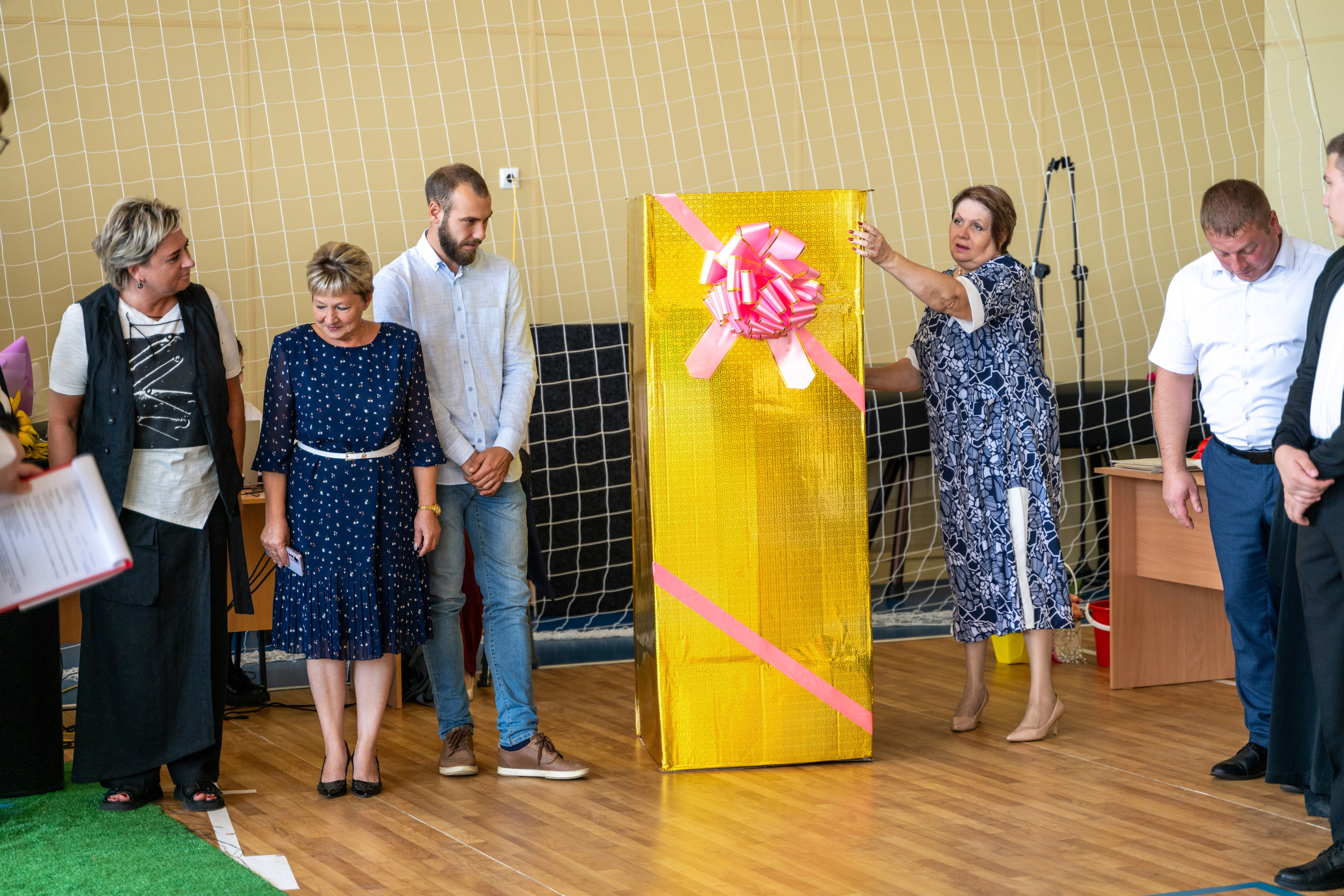 1 Сентября газопроводская школа 11 класс. Фотограф самых запоминающихся моментов Вашей жизни