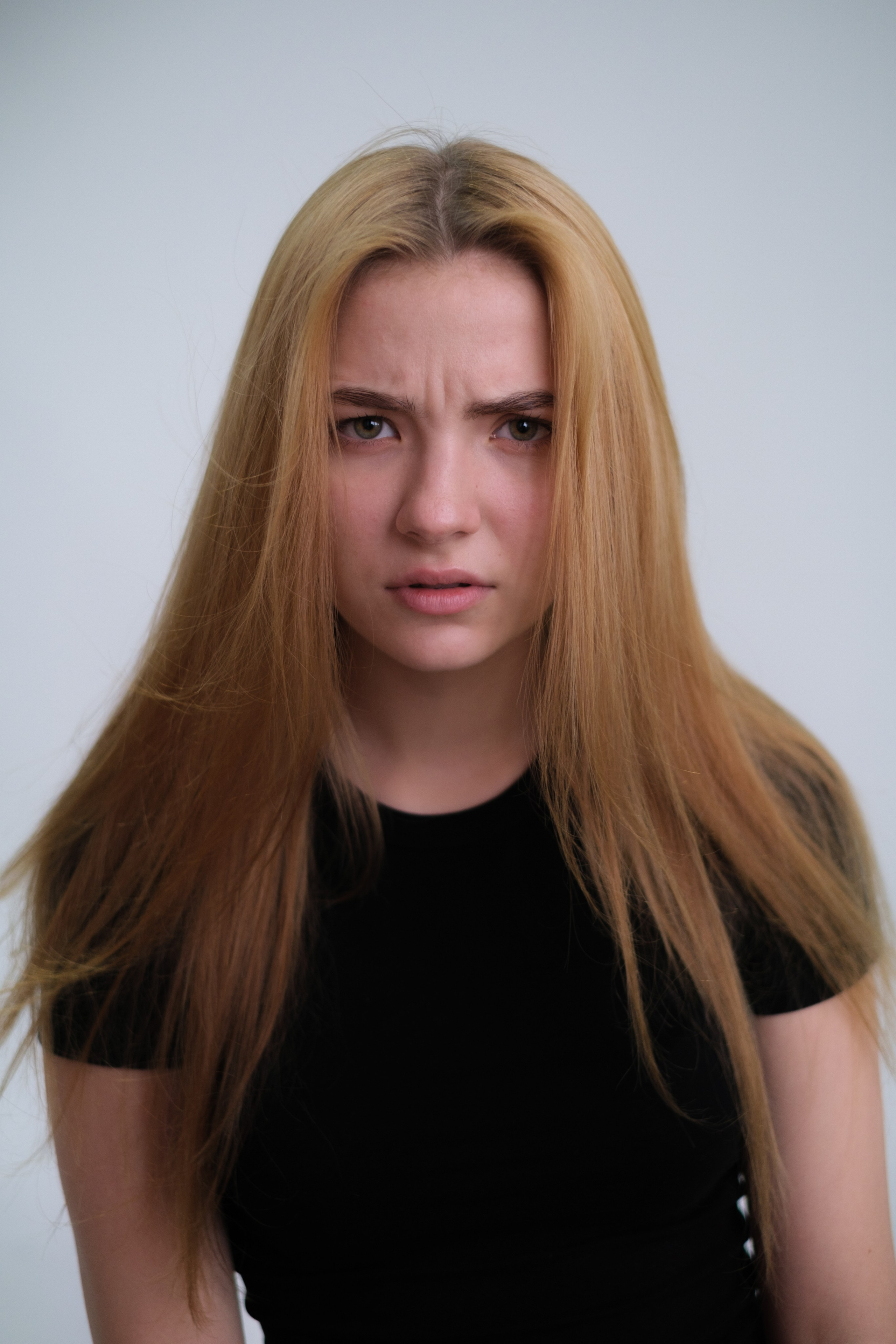 Театральное портфоли. Профессиональная фотосъемка в Крыму. Натуральные эмоции и живые кадры. Забронируйте дату прямо сейчас!