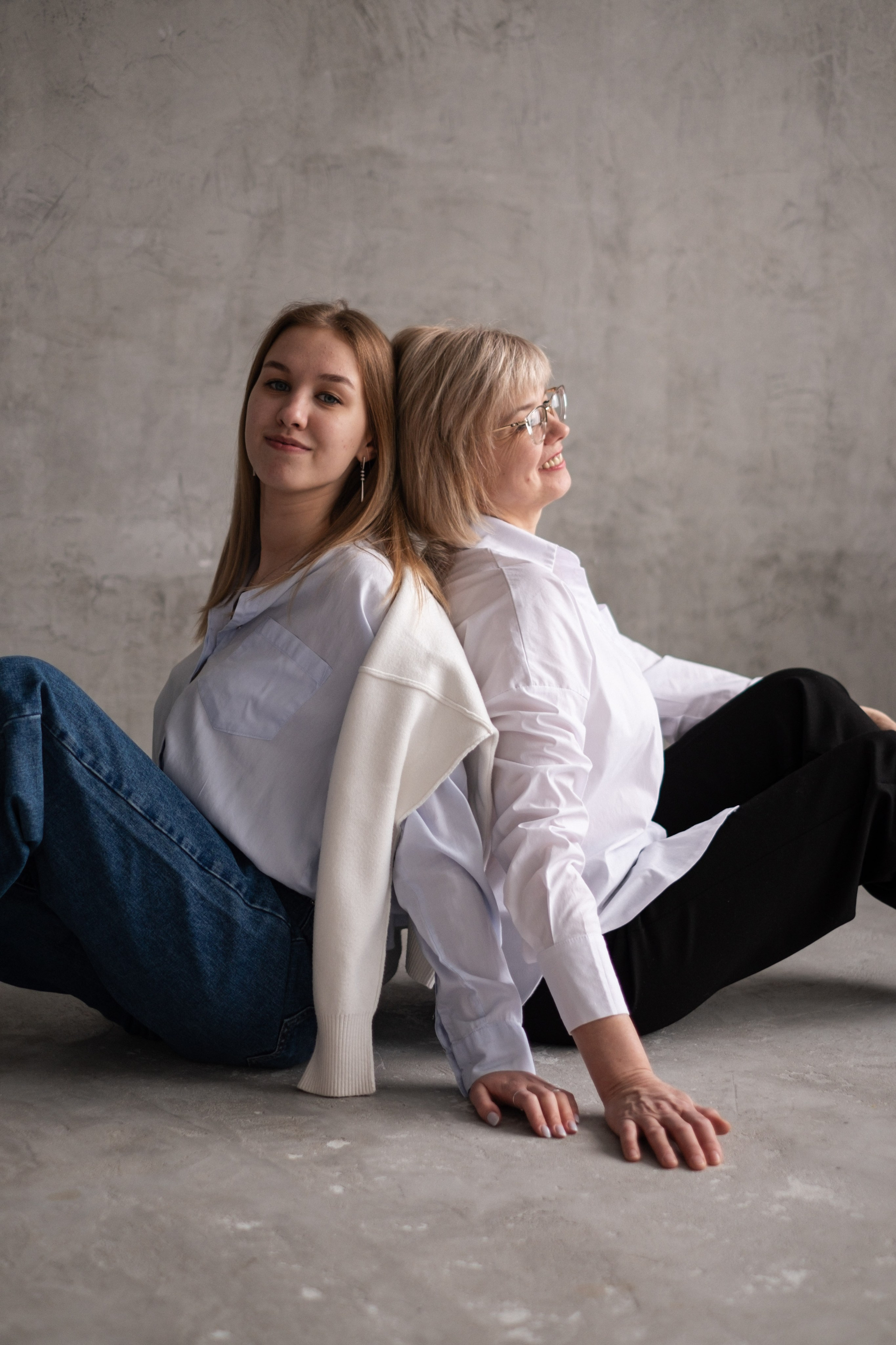 Наталья и Оля | мама и дочь в студии. Фотограф в Новосибирске Диана Ильиных