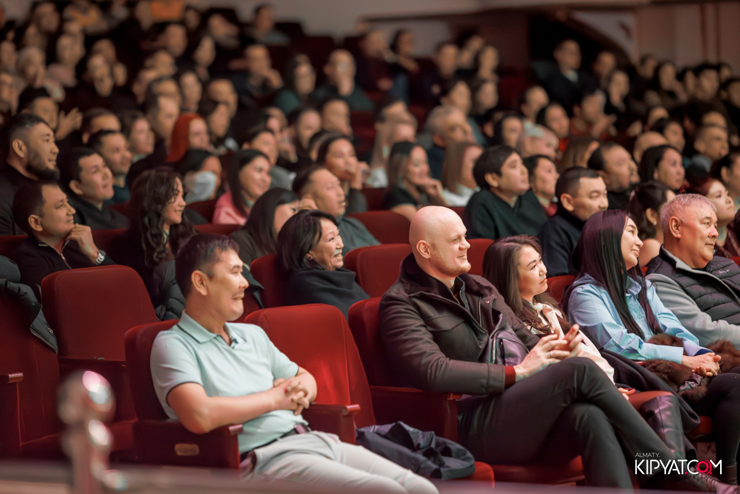 STAND UP КОНЦЕРТ АЛЕКСАНДА МЕРКУЛЬ. КИПЯТКОМ АЛМАТЫ! Фотосъемка мероприятий в Алматы