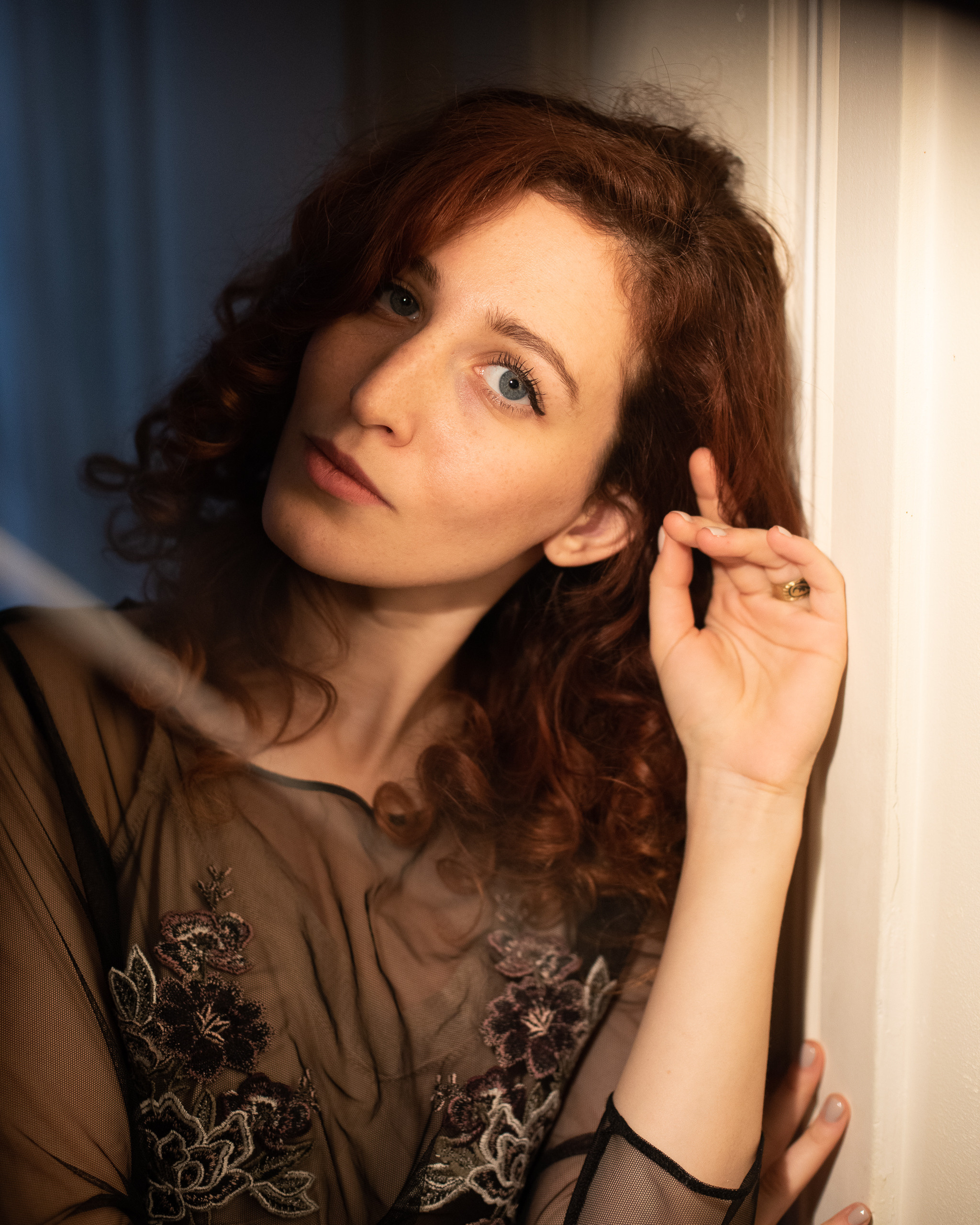 Творческая съемка женского портрета. Портретный фотограф Белград Матвей Кармаков